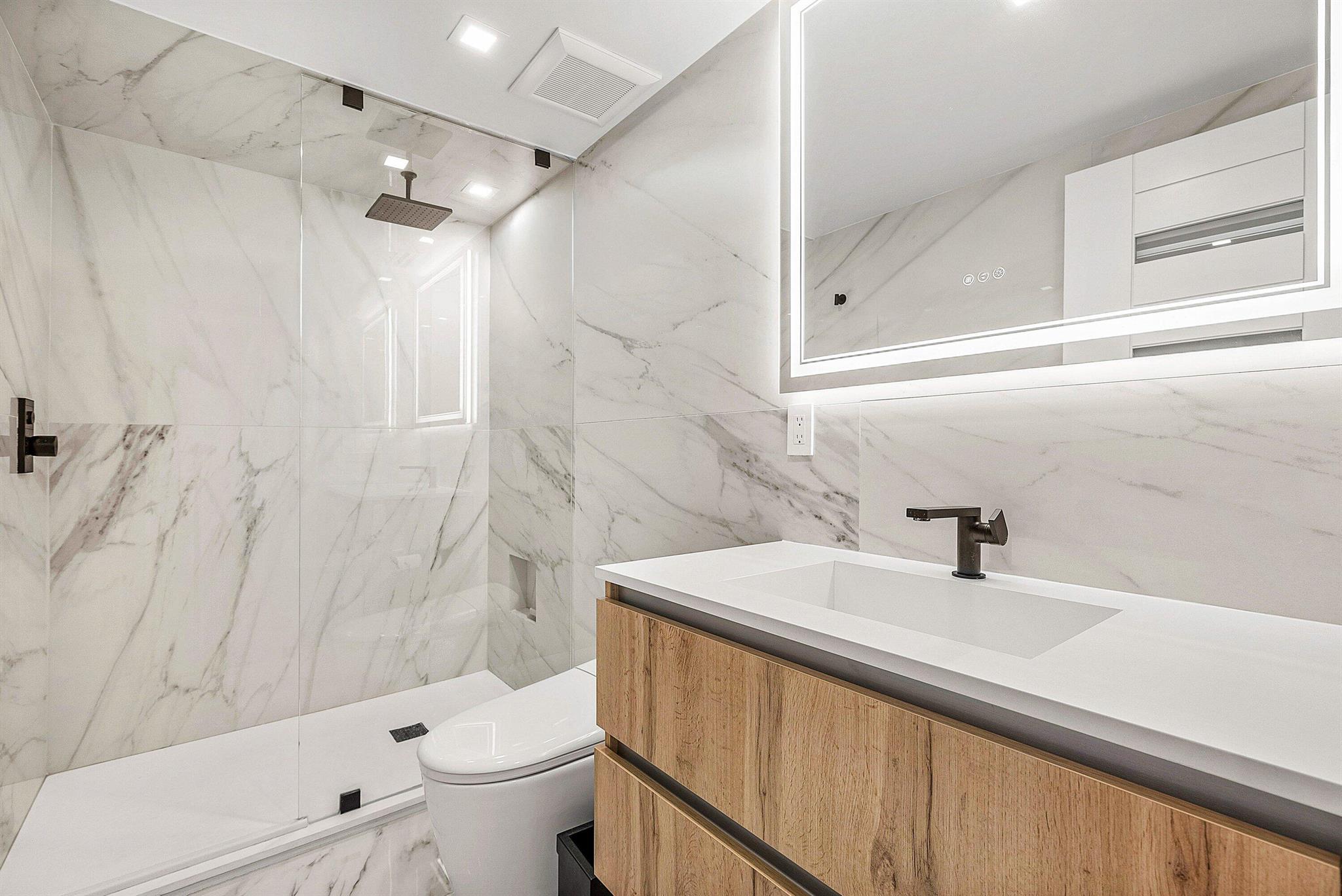 875 E Camino Real 16c