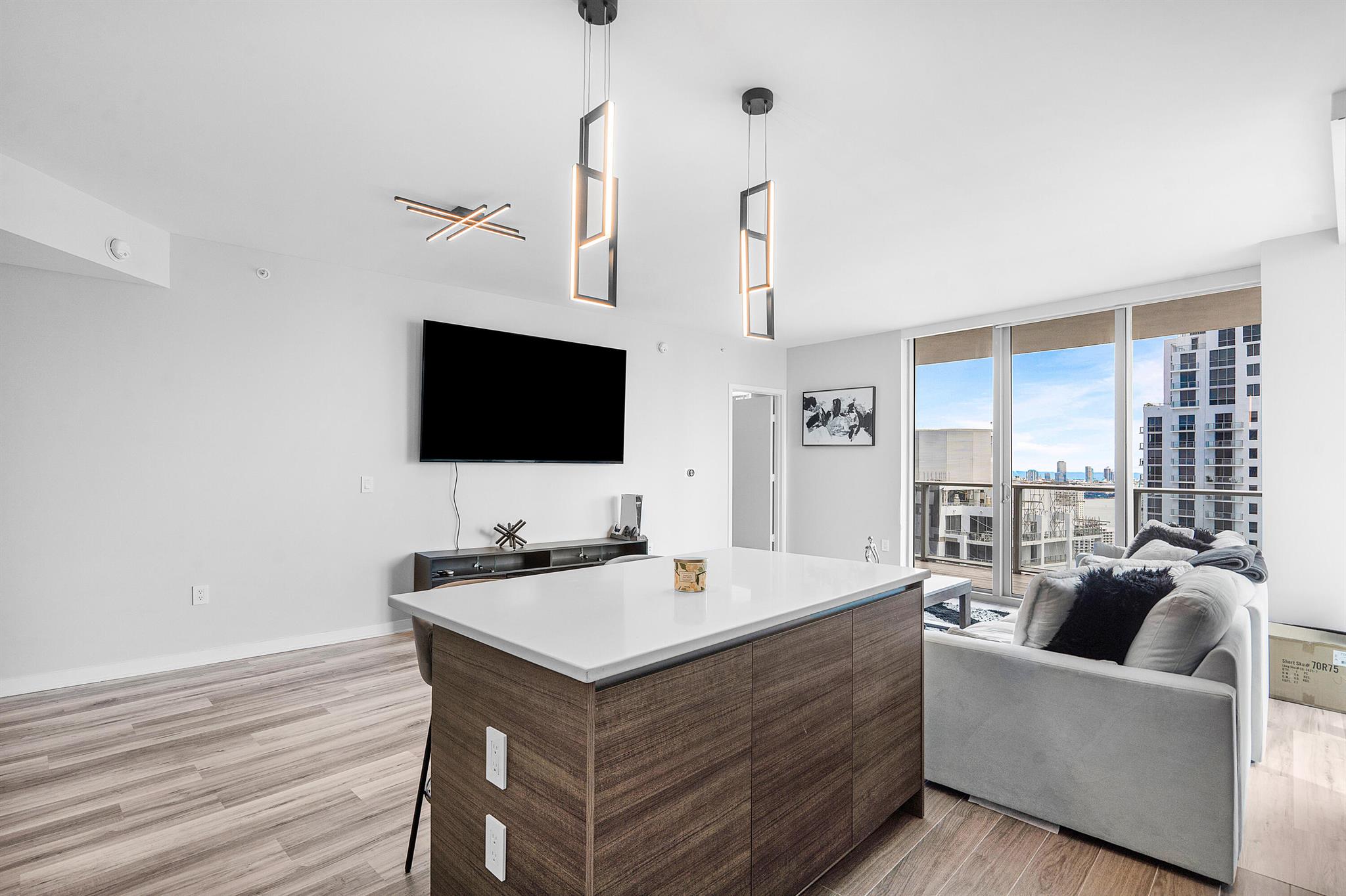 1100 S Miami Avenue 3901