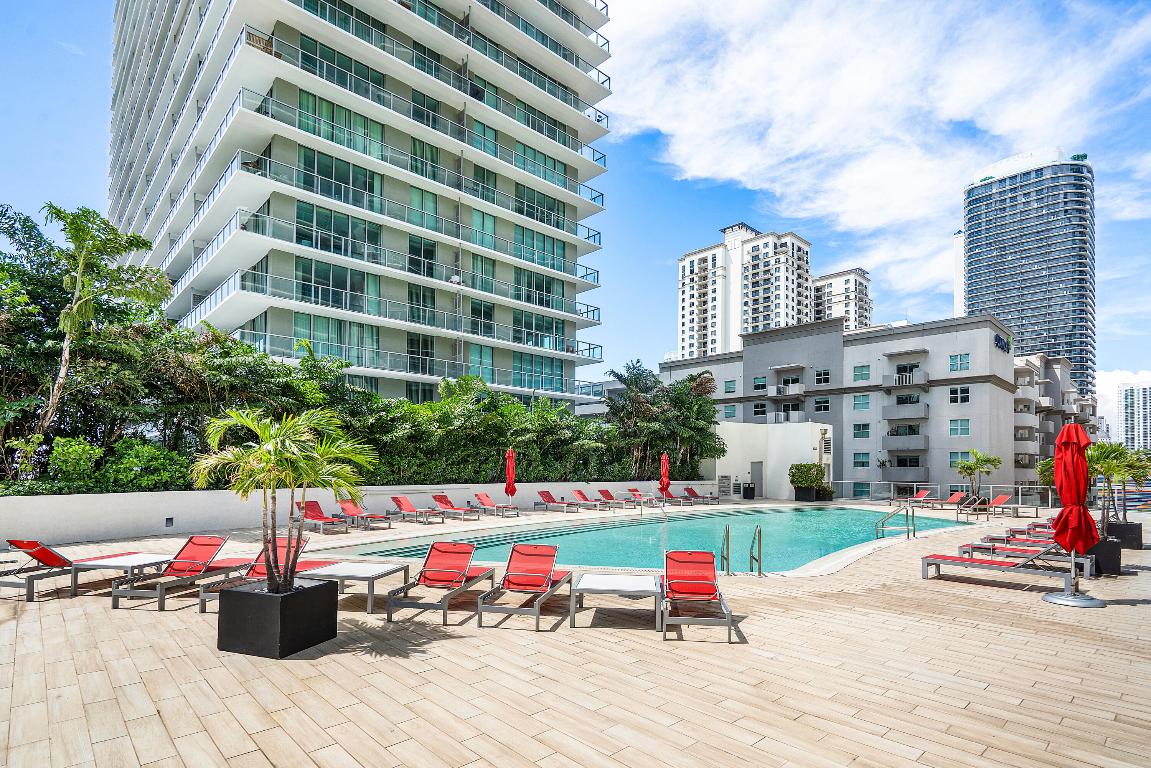 1100 S Miami Avenue 3901