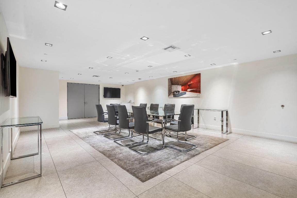 1100 S Miami Avenue 3901