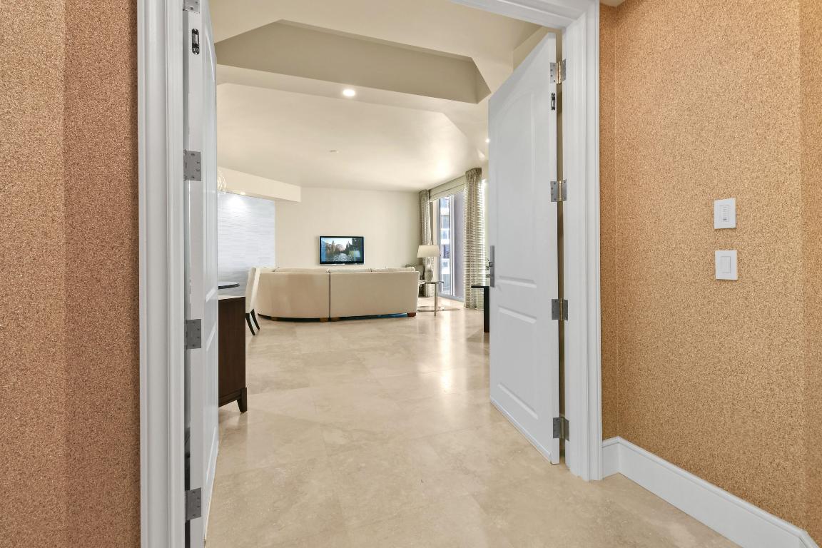 4600 N Ocean Drive 406