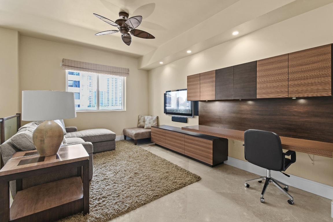 4600 N Ocean Drive 406