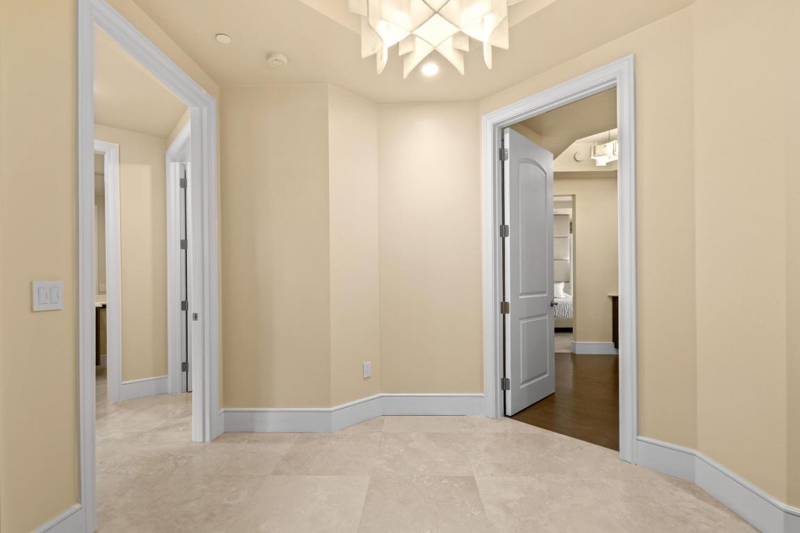 4600 N Ocean Drive 406