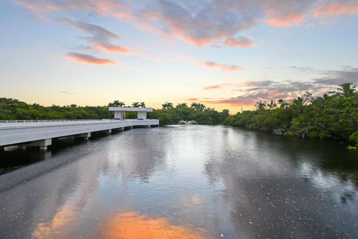 4600 N Ocean Drive 406