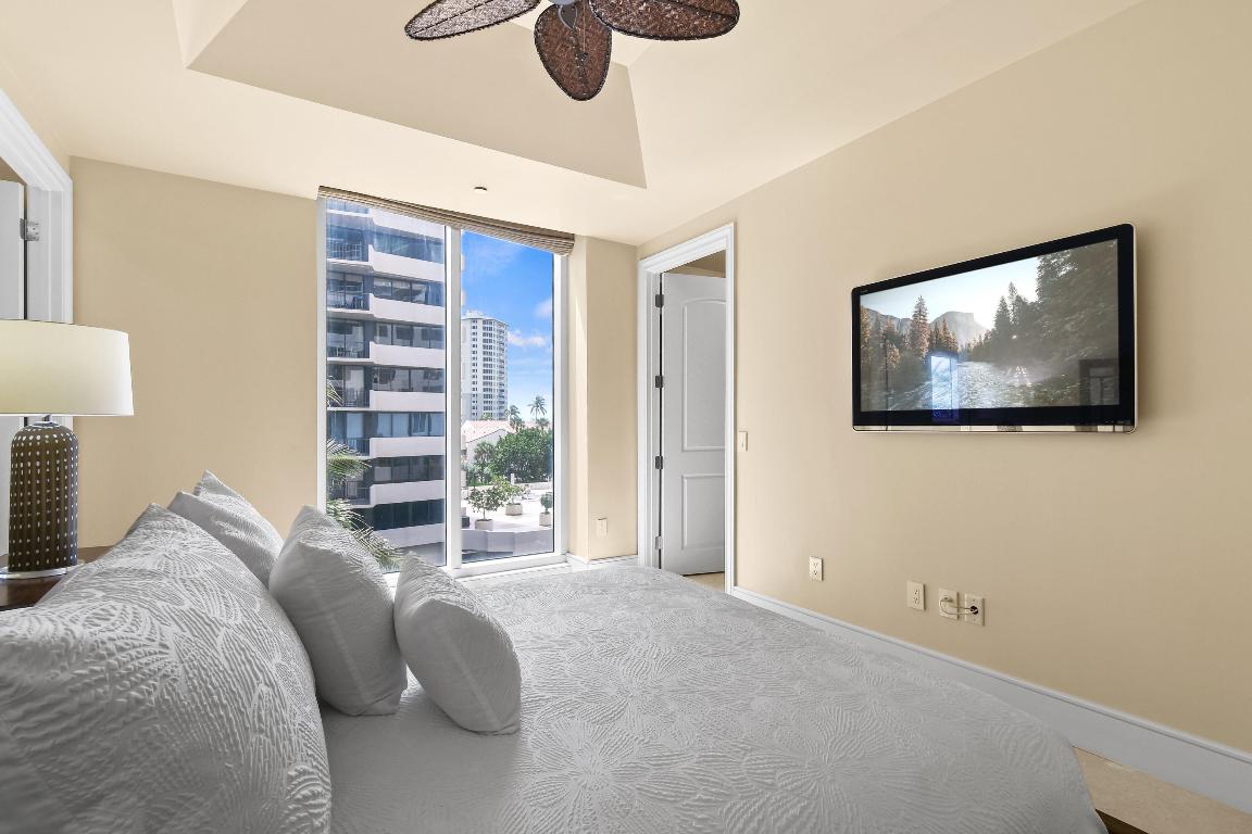 4600 N Ocean Drive 406