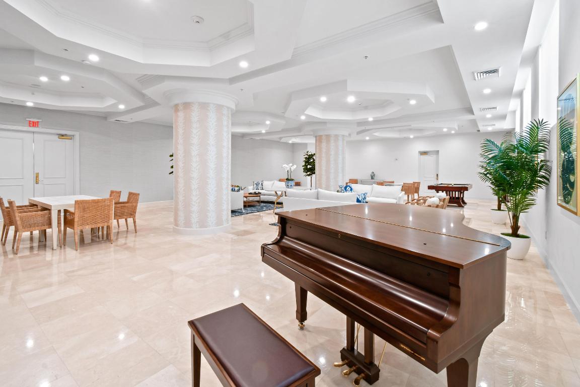 4600 N Ocean Drive 406