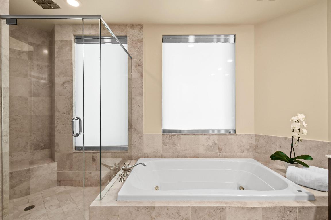 4600 N Ocean Drive 406