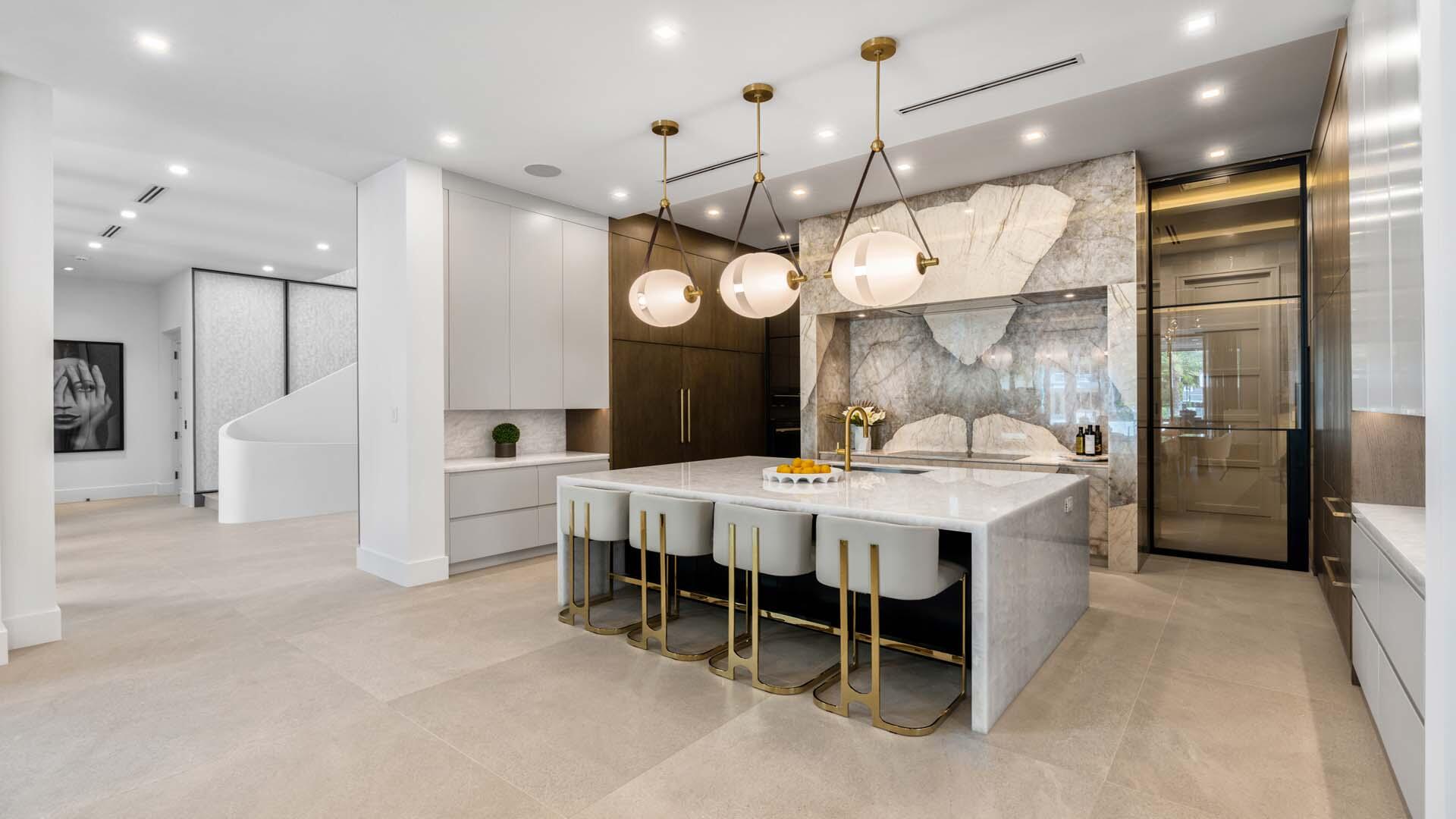 207 W Coconut Palm Road