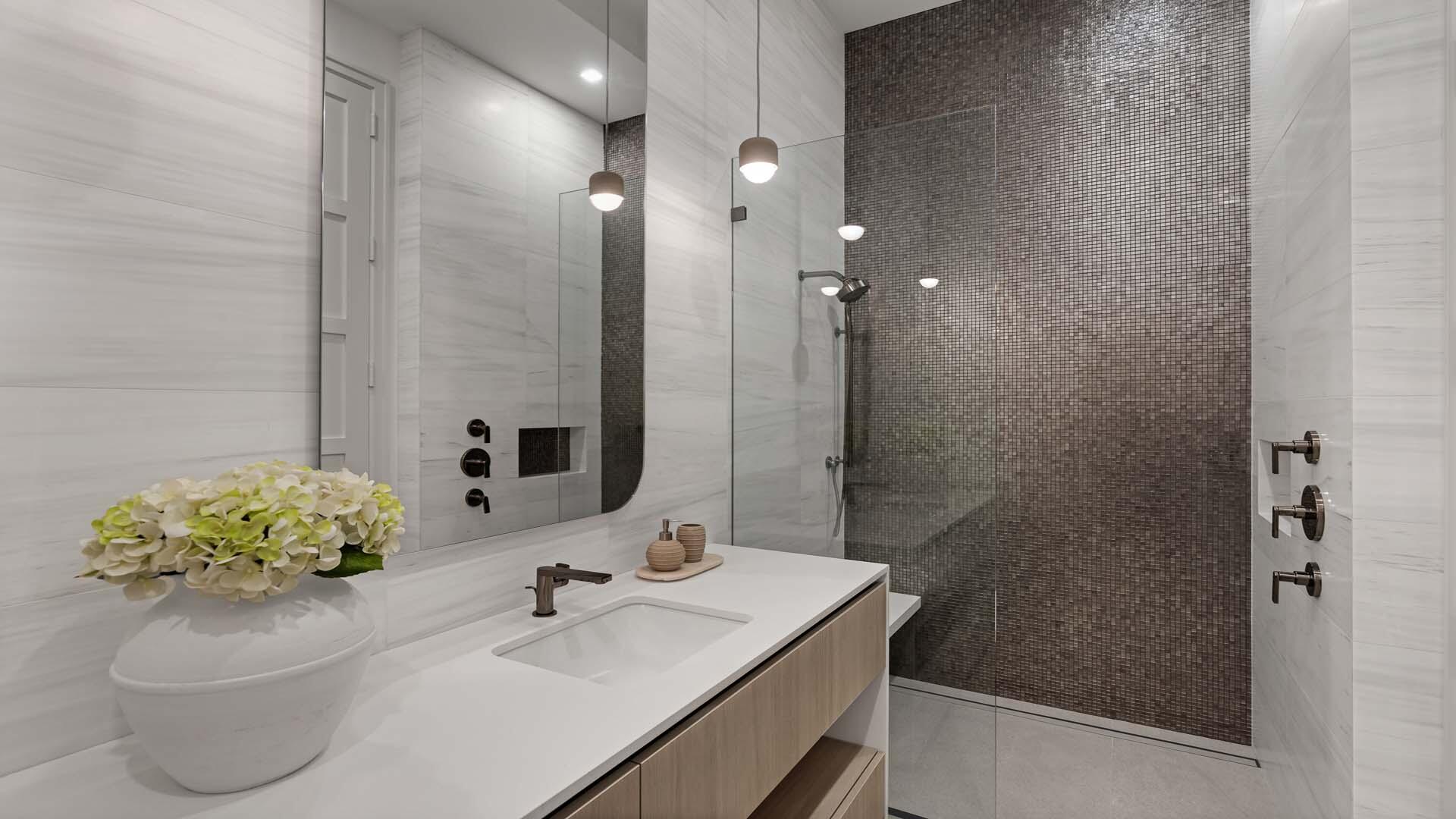 207 W Coconut Palm Road