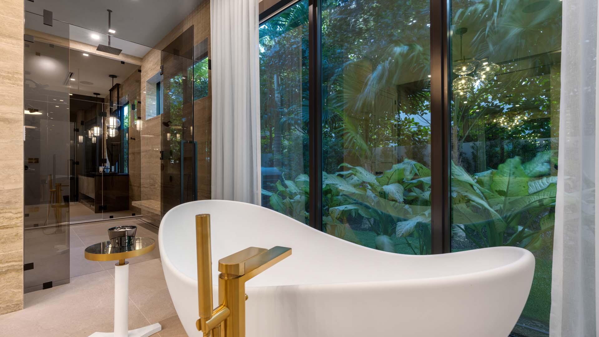 207 W Coconut Palm Road