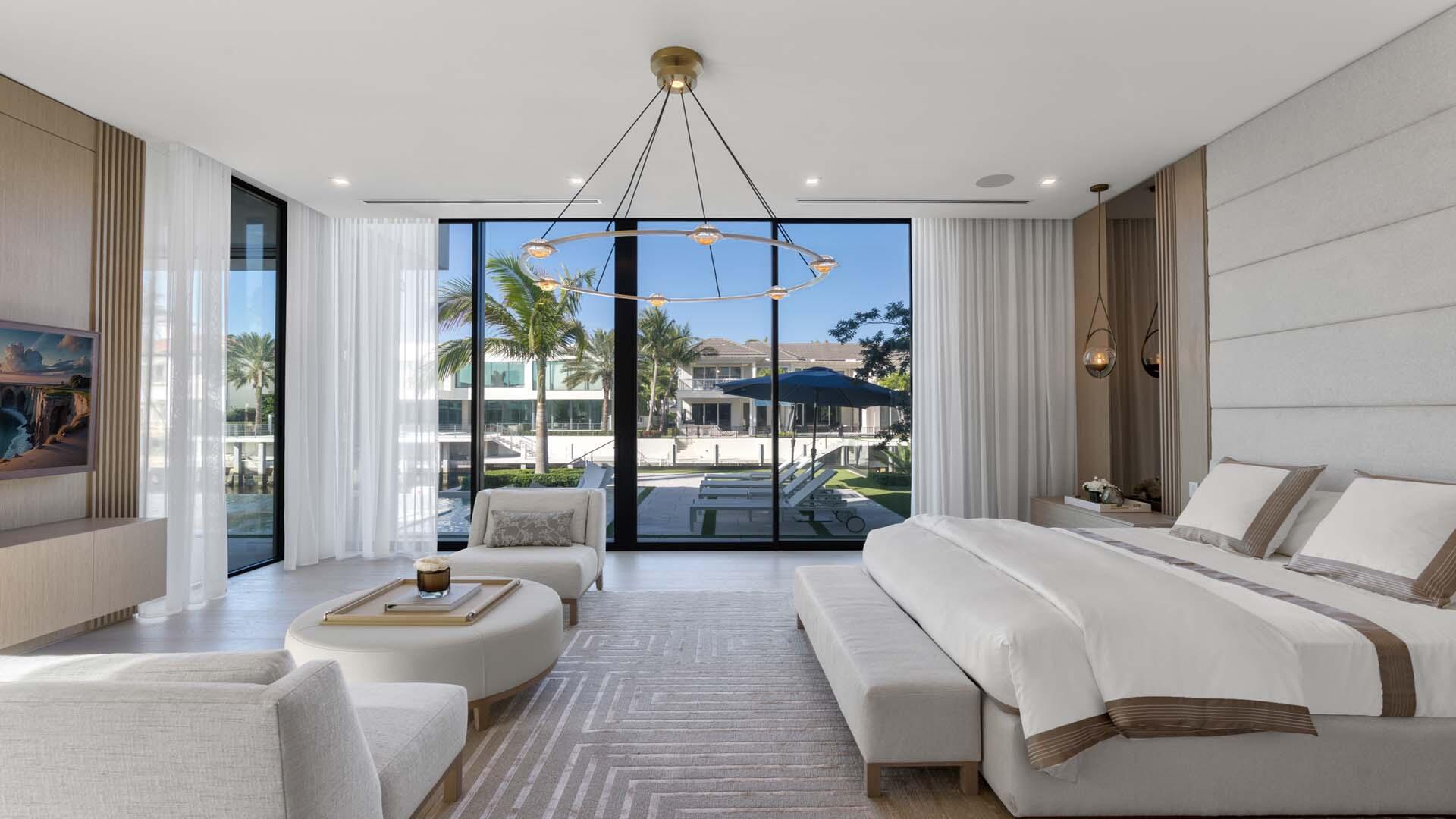 207 W Coconut Palm Road