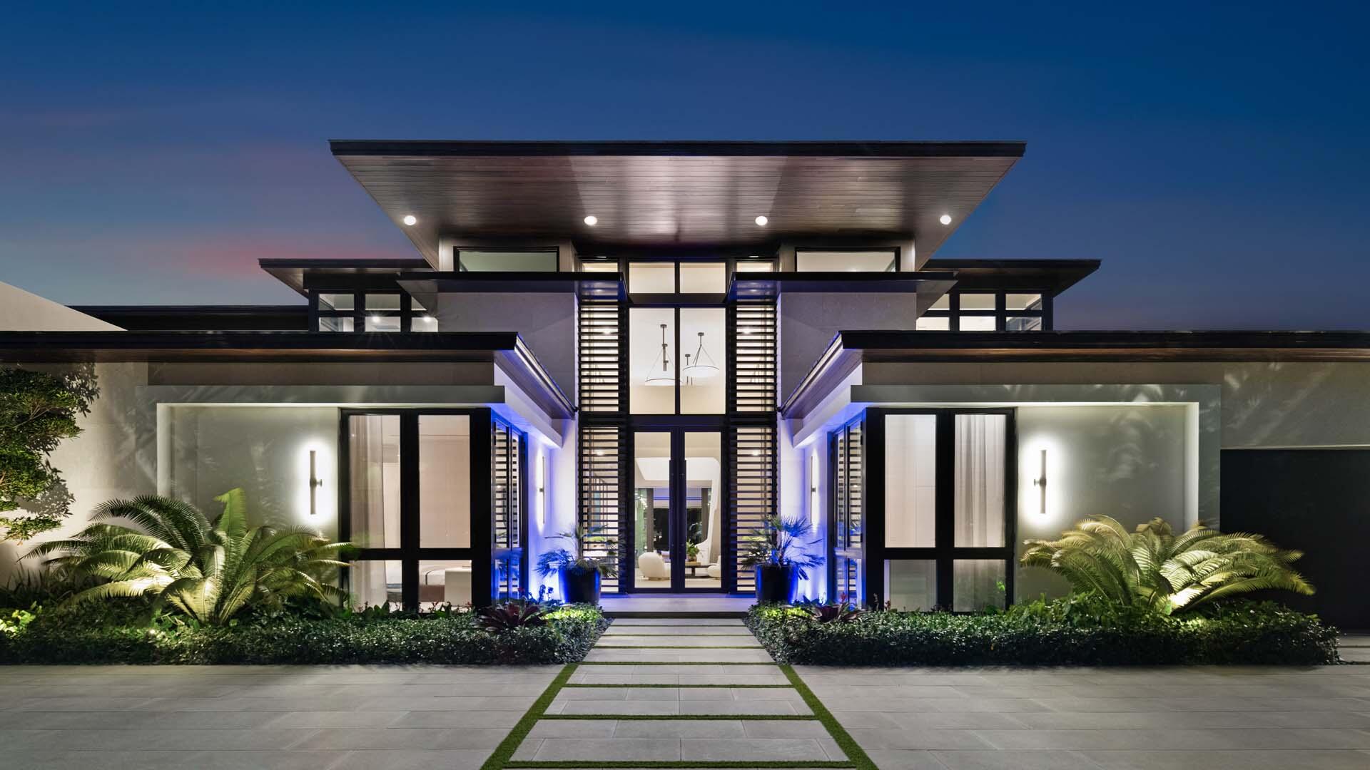 207 W Coconut Palm Road