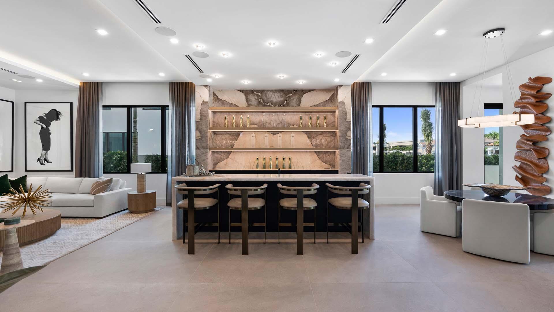 207 W Coconut Palm Road