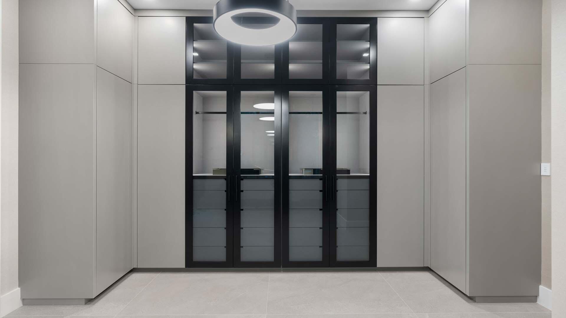 207 W Coconut Palm Road