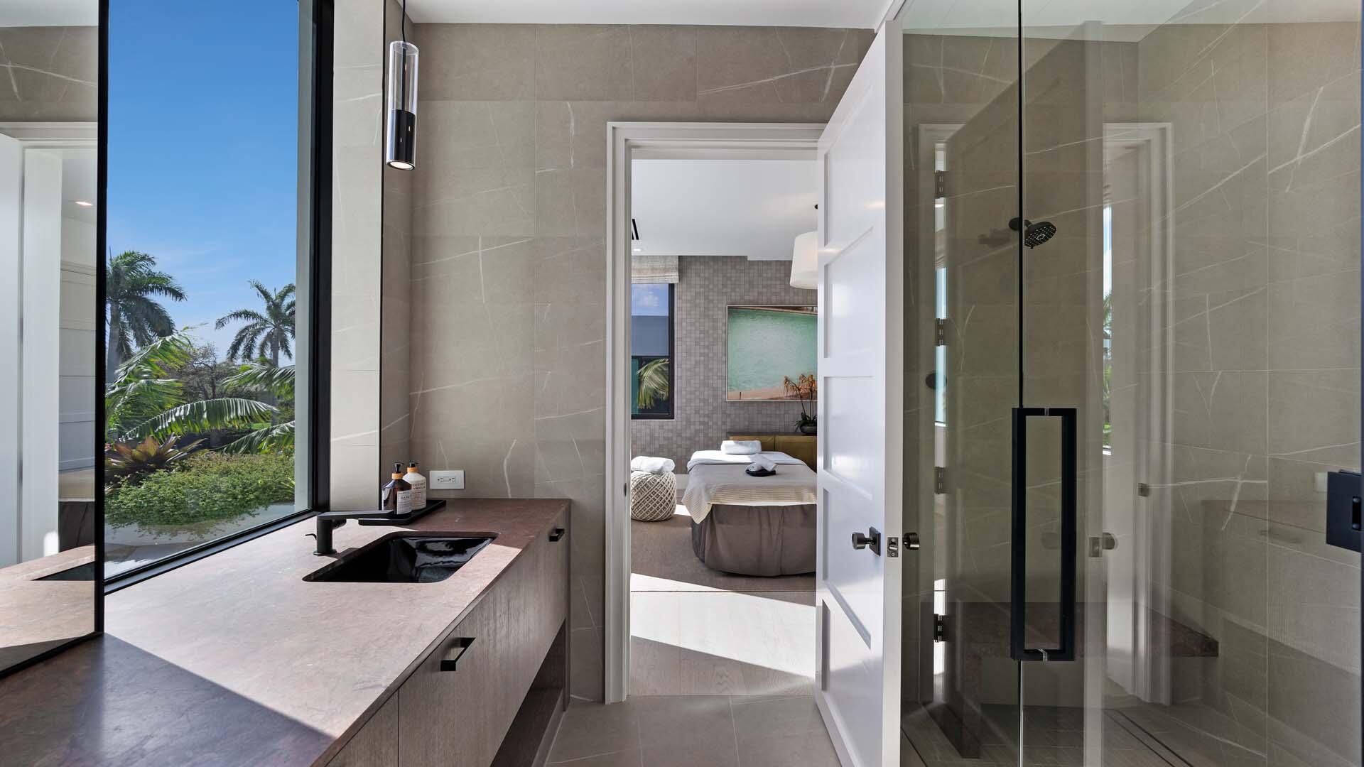 207 W Coconut Palm Road