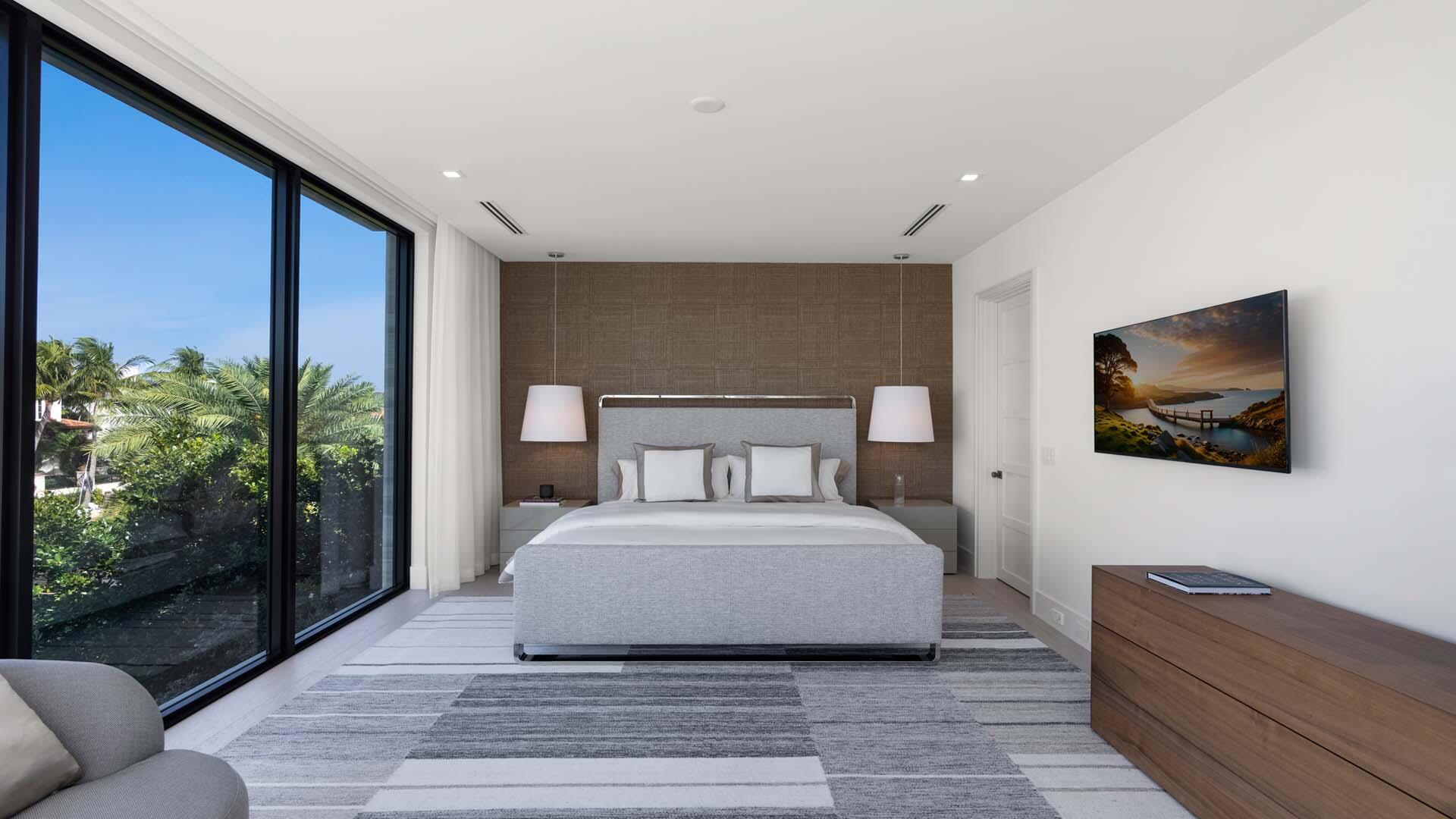 207 W Coconut Palm Road