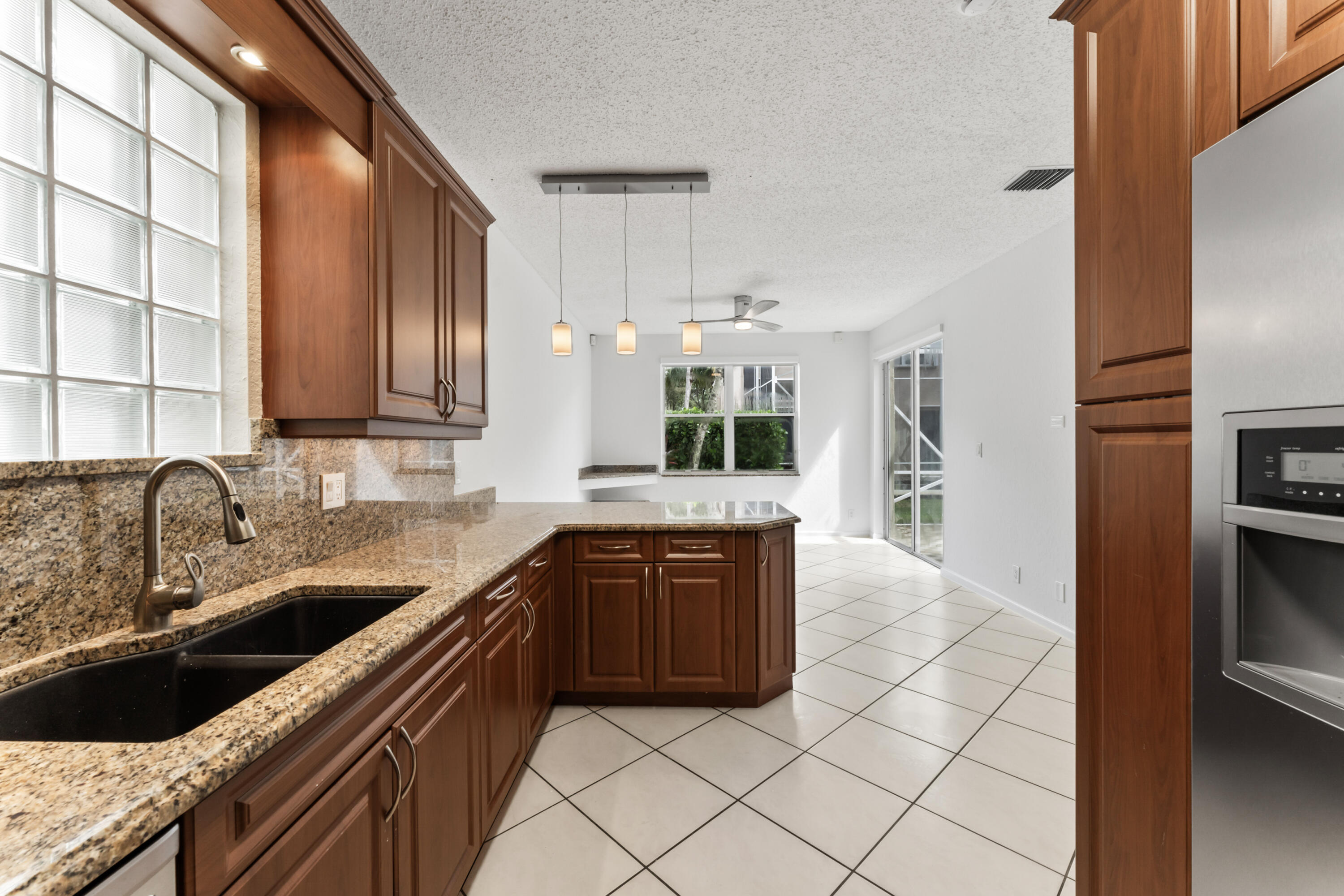 11447 NW 48th Court