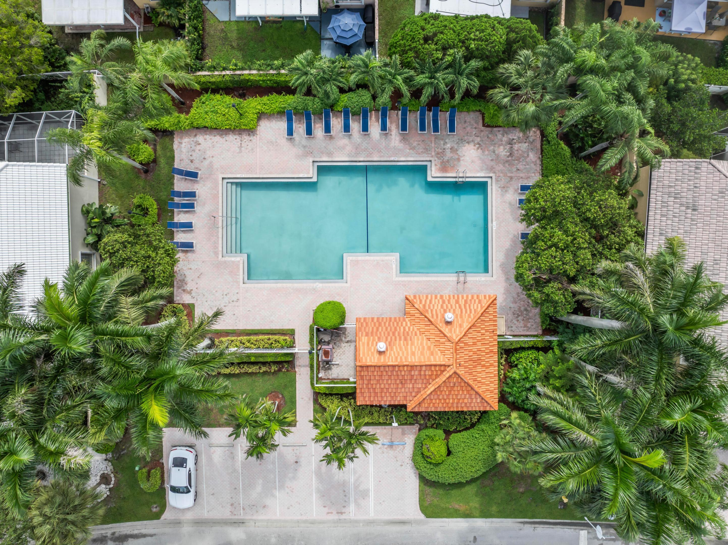 11447 NW 48th Court