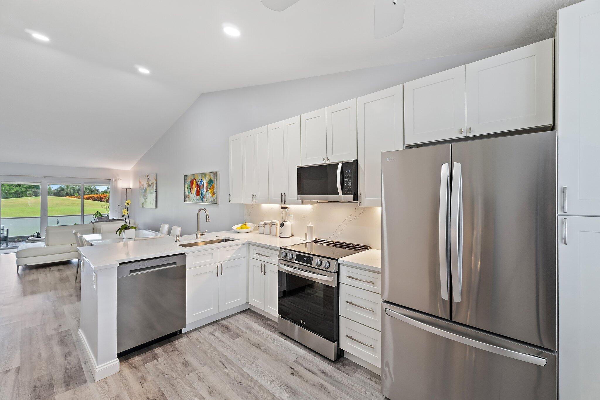 128 Moccasin Trail S