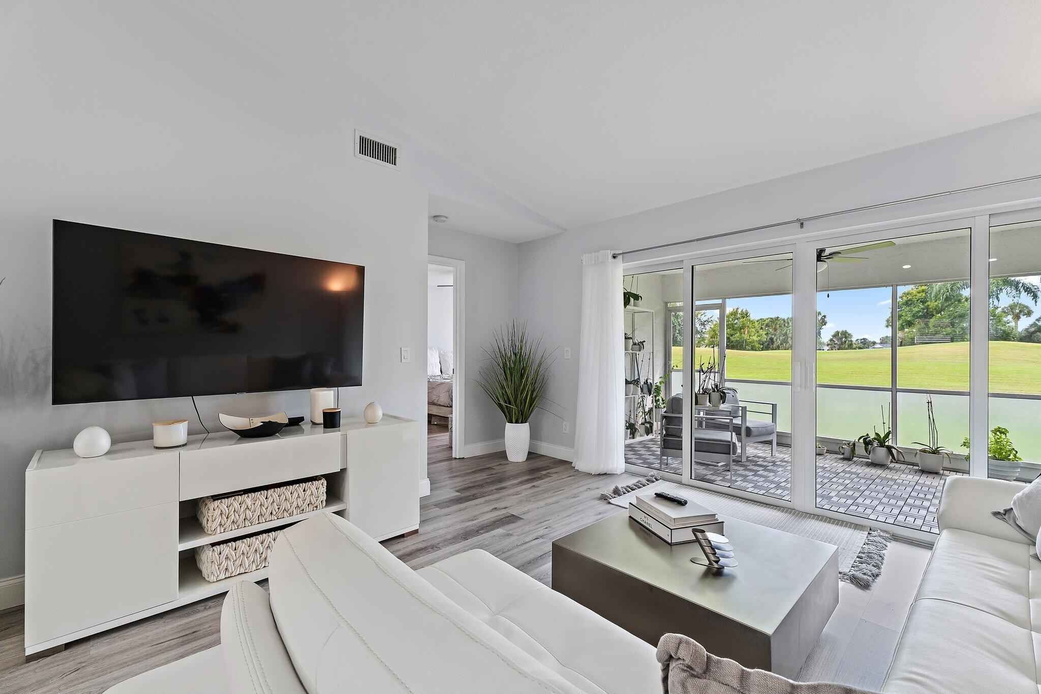 128 Moccasin Trail S