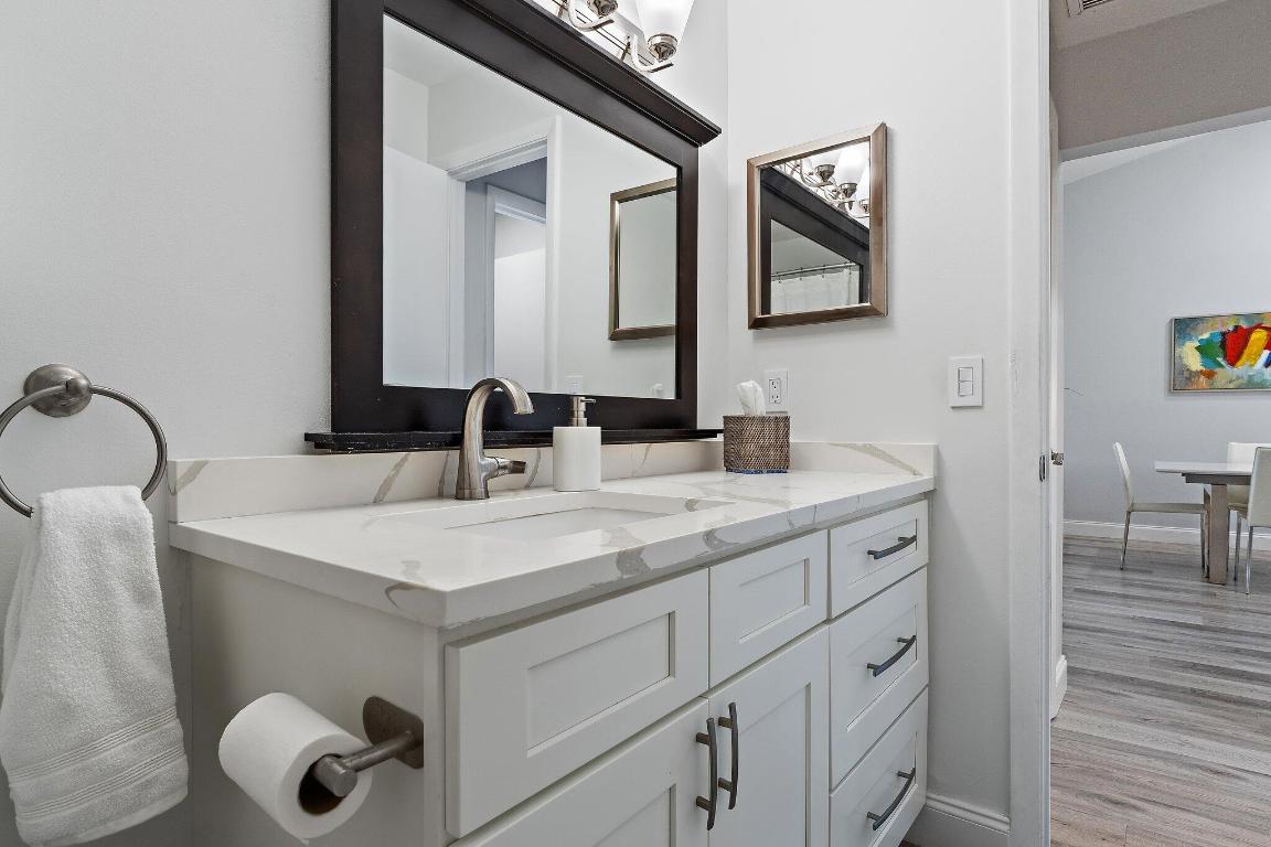 128 Moccasin Trail S