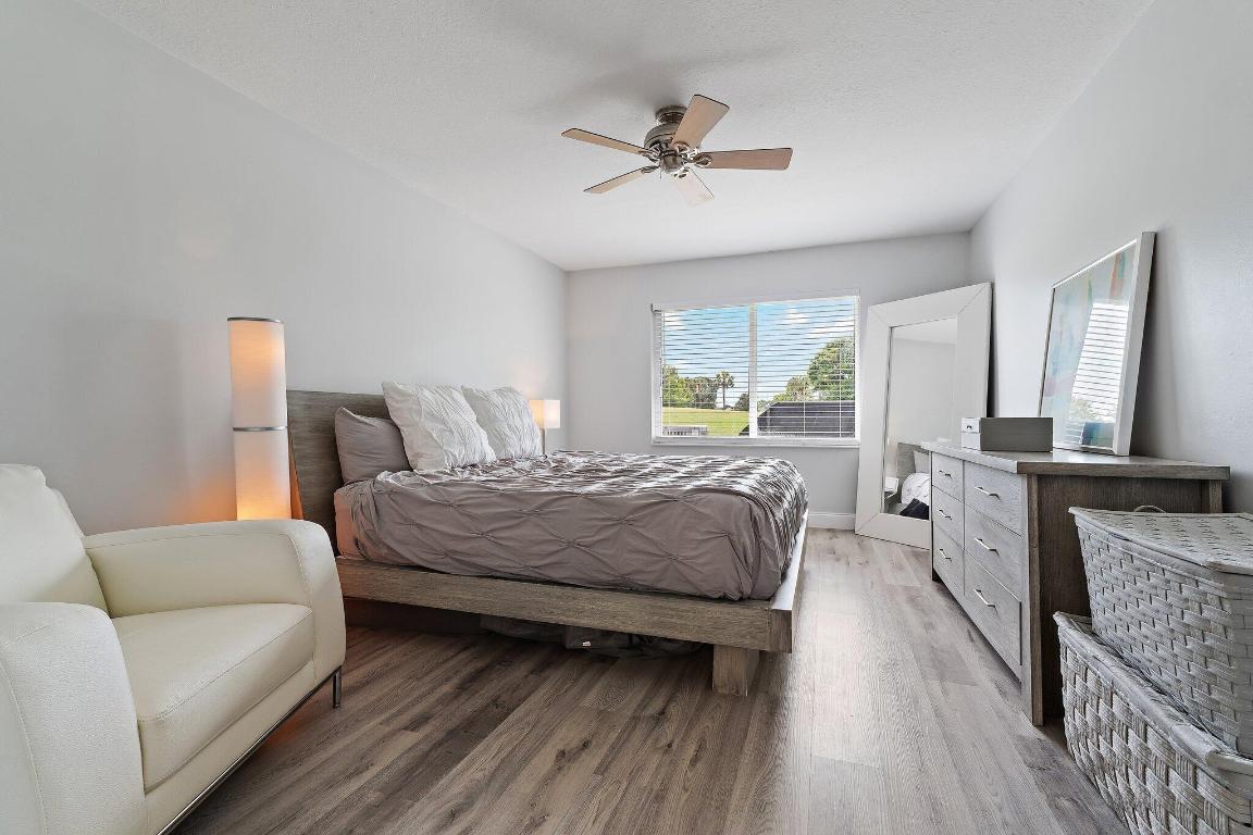 128 Moccasin Trail S