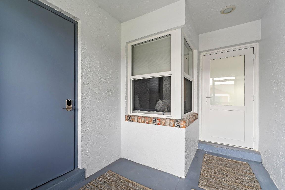 128 Moccasin Trail S