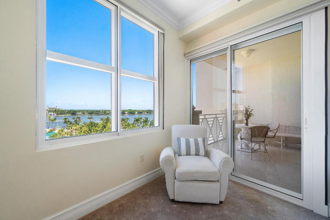 201 S Narcissus Avenue 605