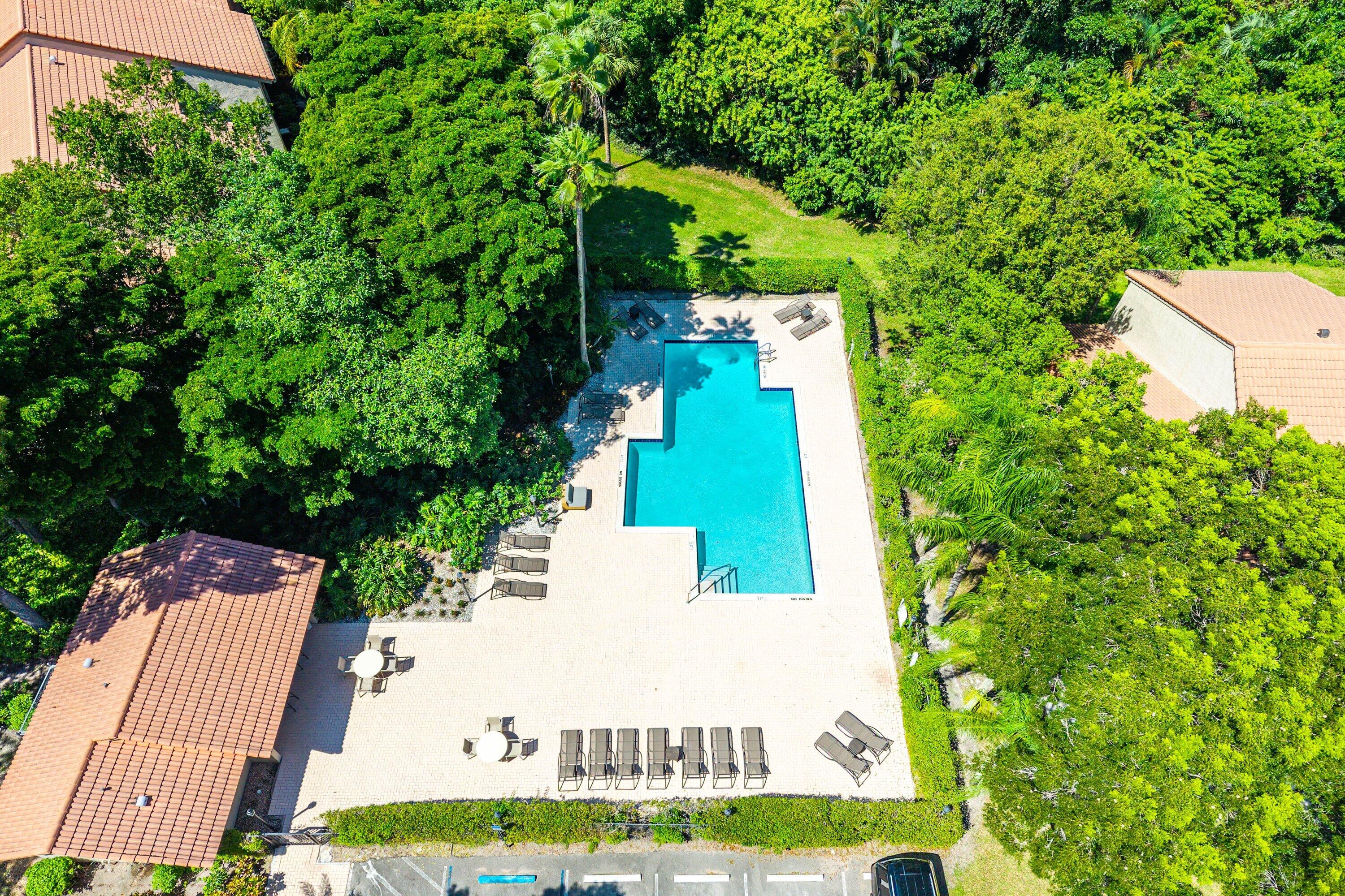 5520 Coach House Circle C