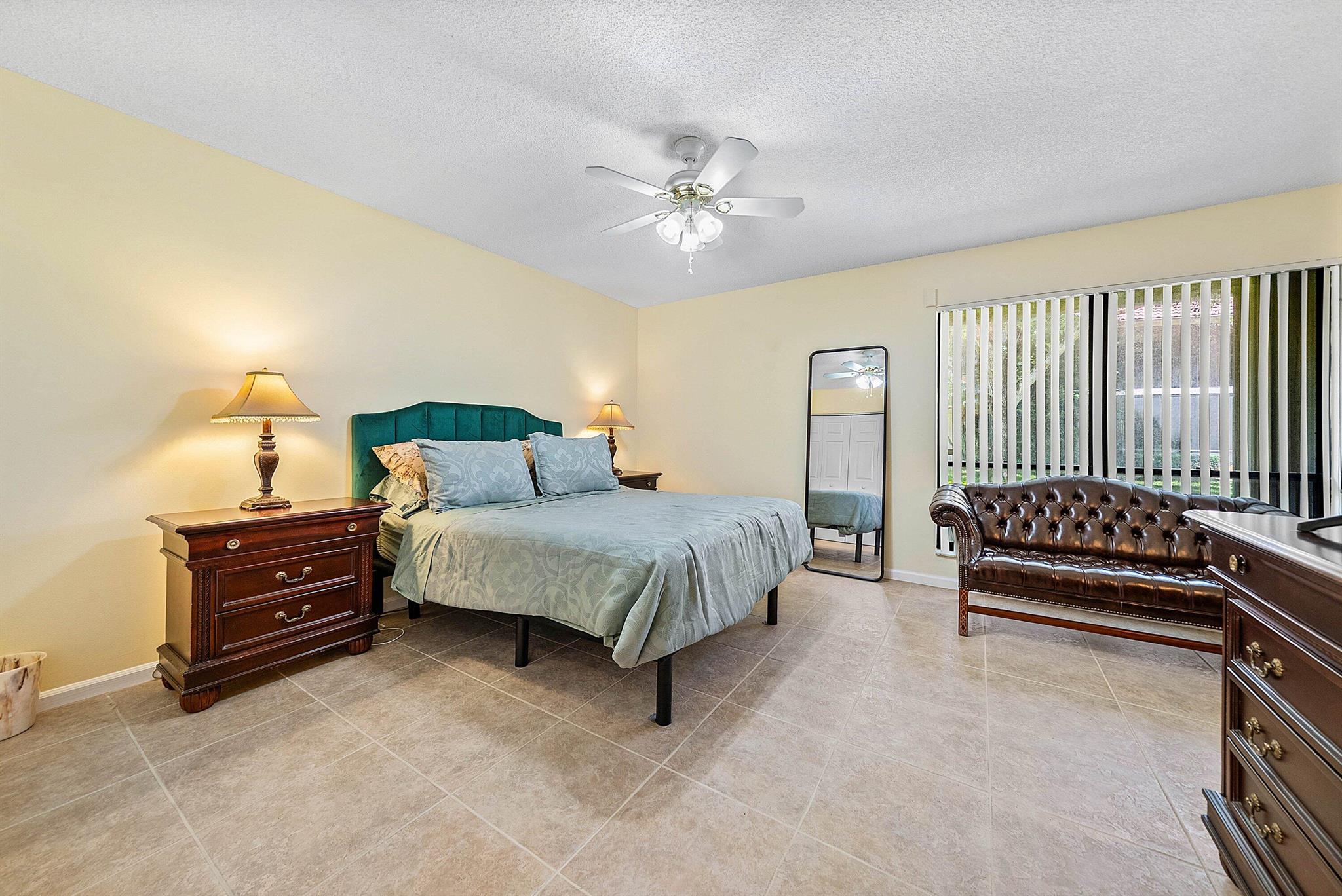 5520 Coach House Circle C