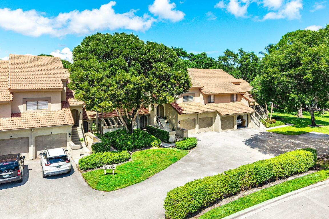 5520 Coach House Circle C