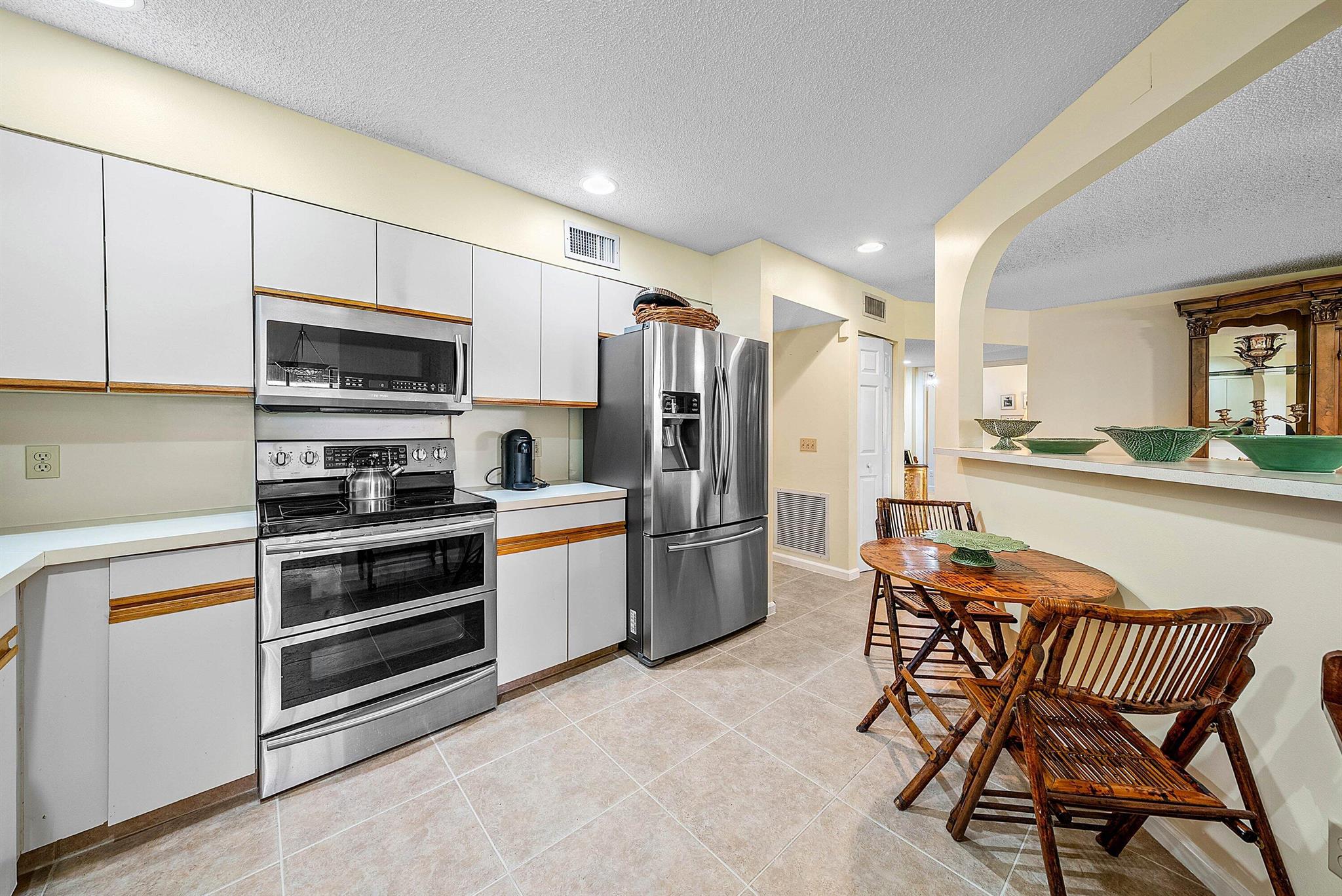 5520 Coach House Circle C