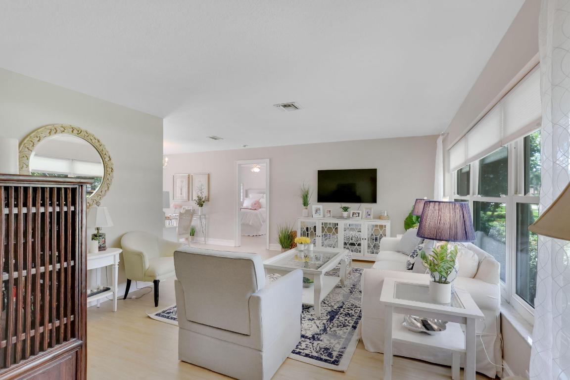 4143 Catalpha Avenue