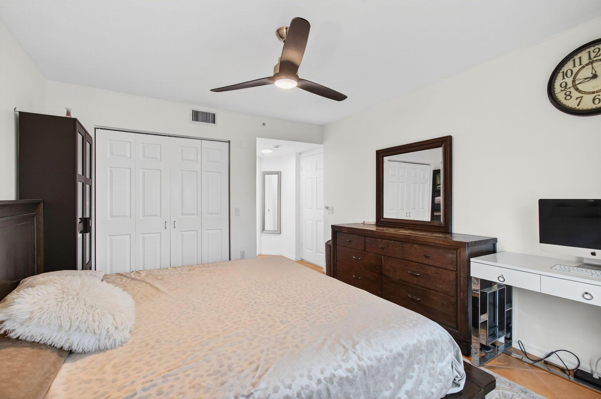 1202 Villa Circle