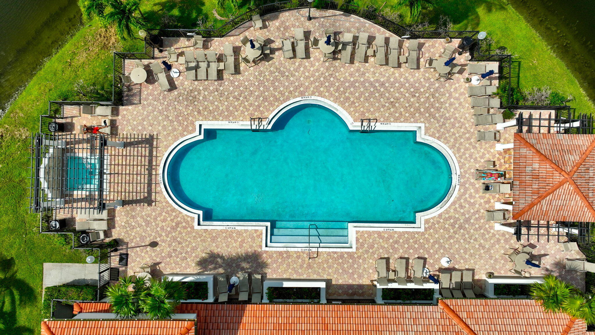 1202 Villa Circle