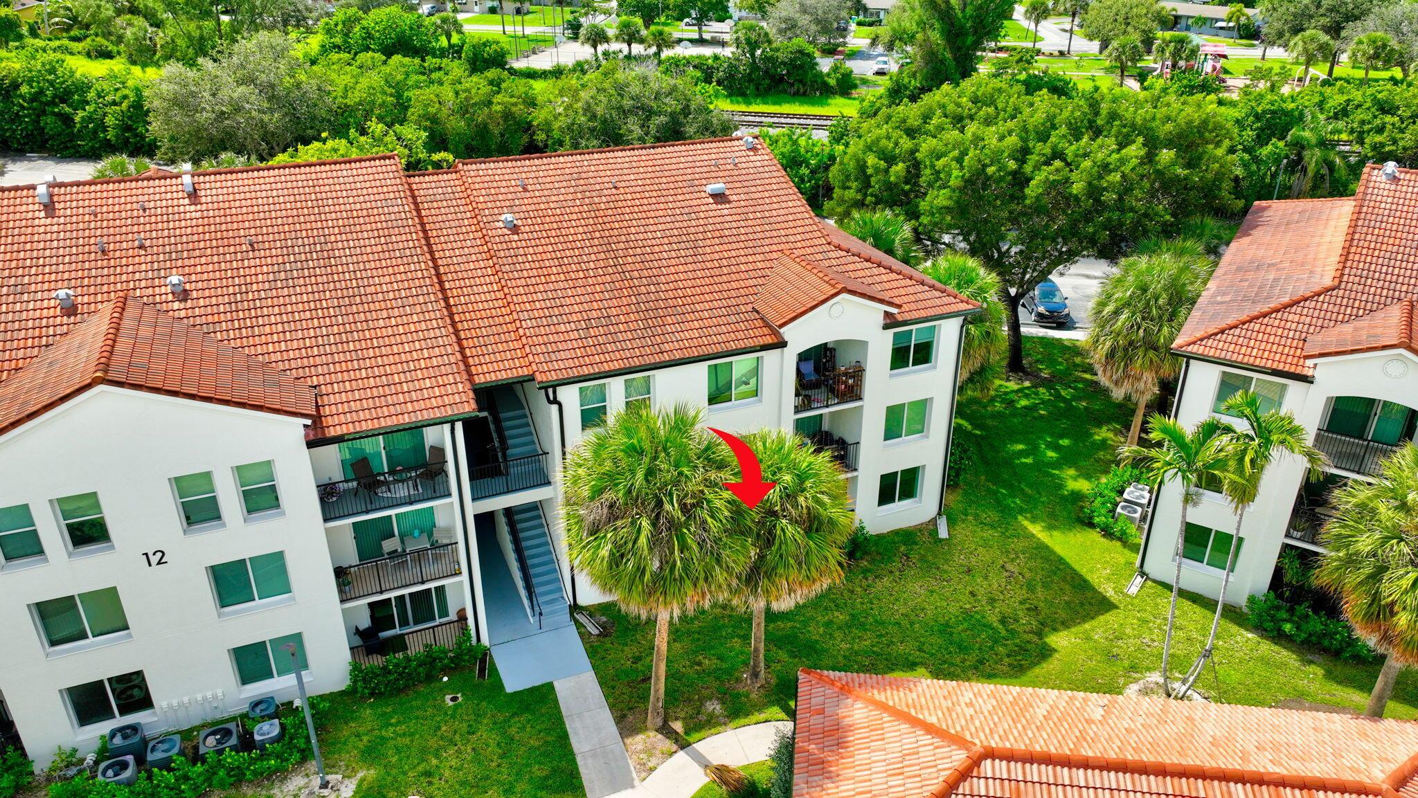 1202 Villa Circle