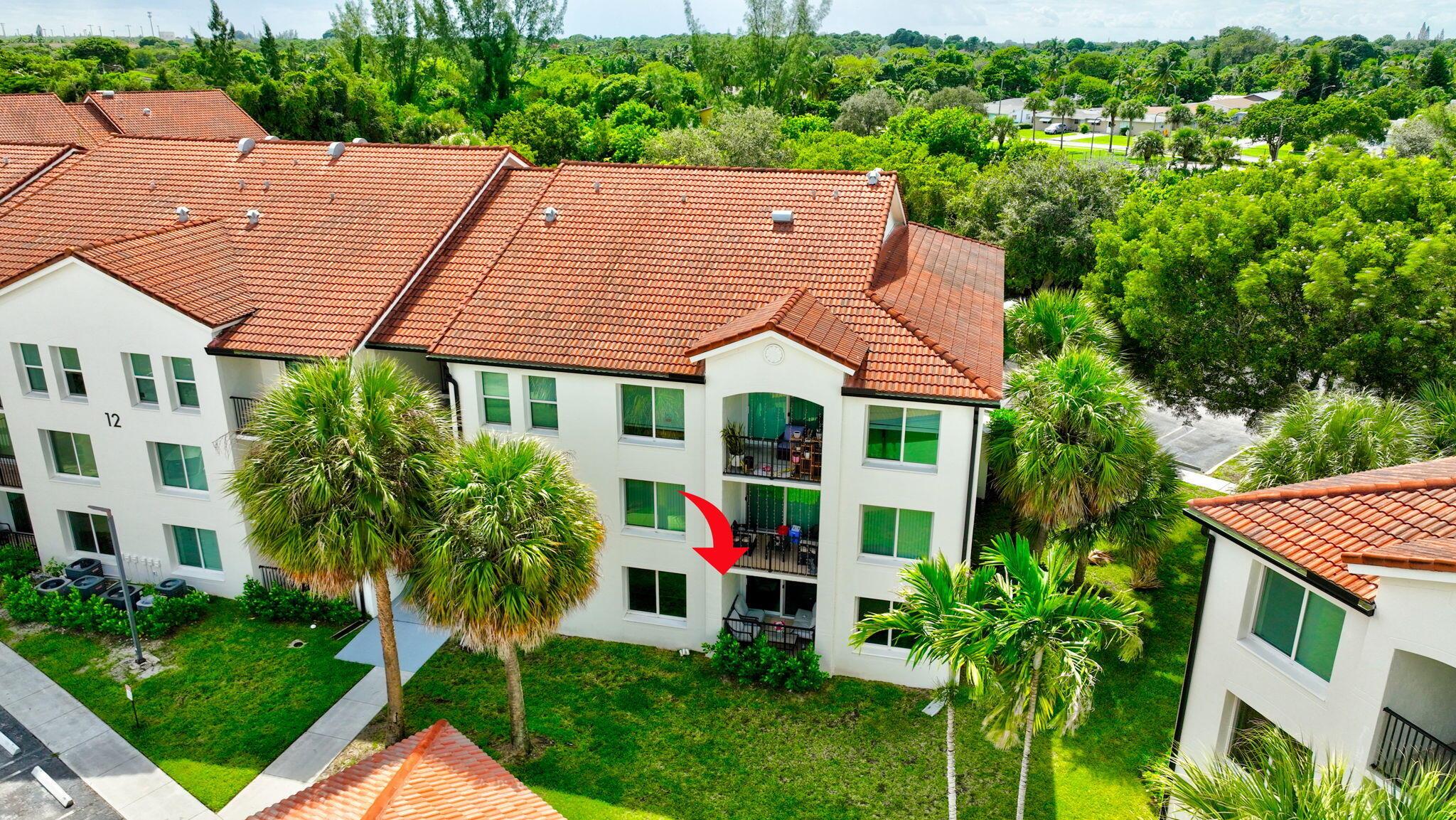 1202 Villa Circle