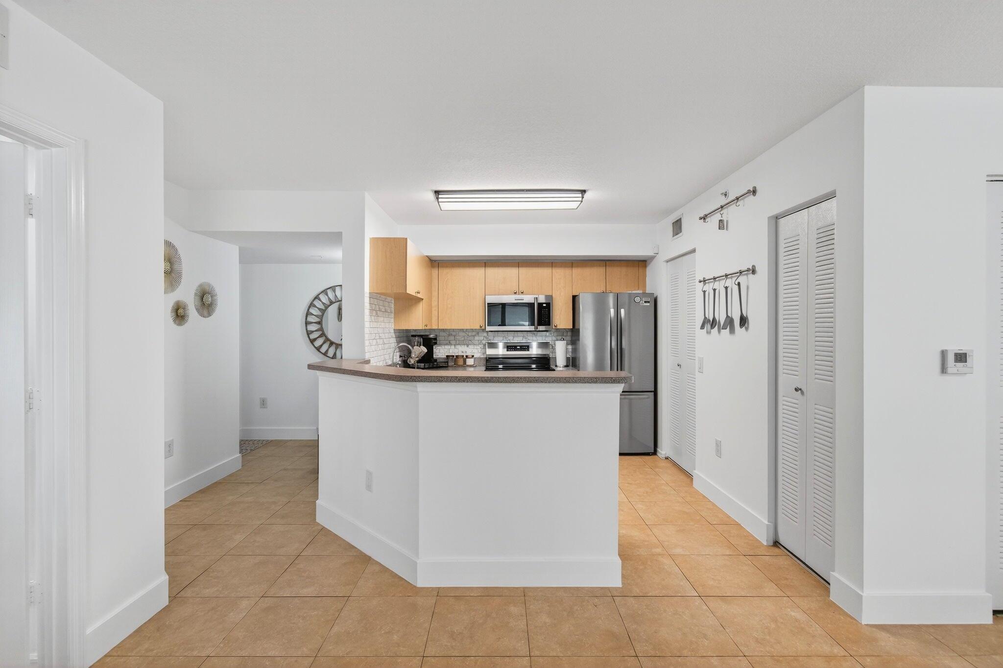1202 Villa Circle