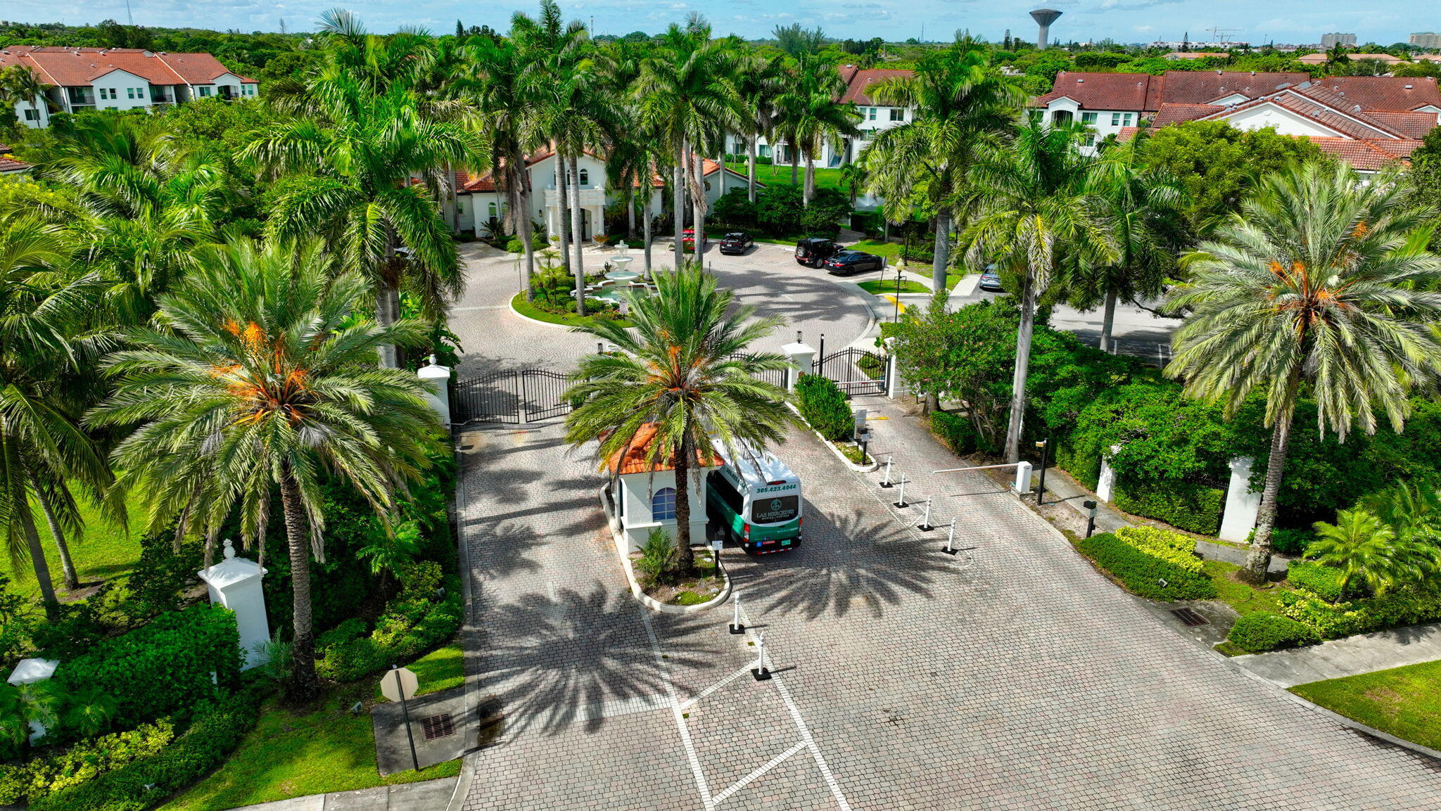 1202 Villa Circle