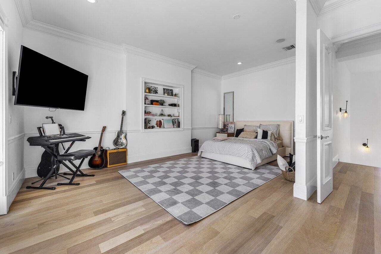 6080 Old Ocean Boulevard