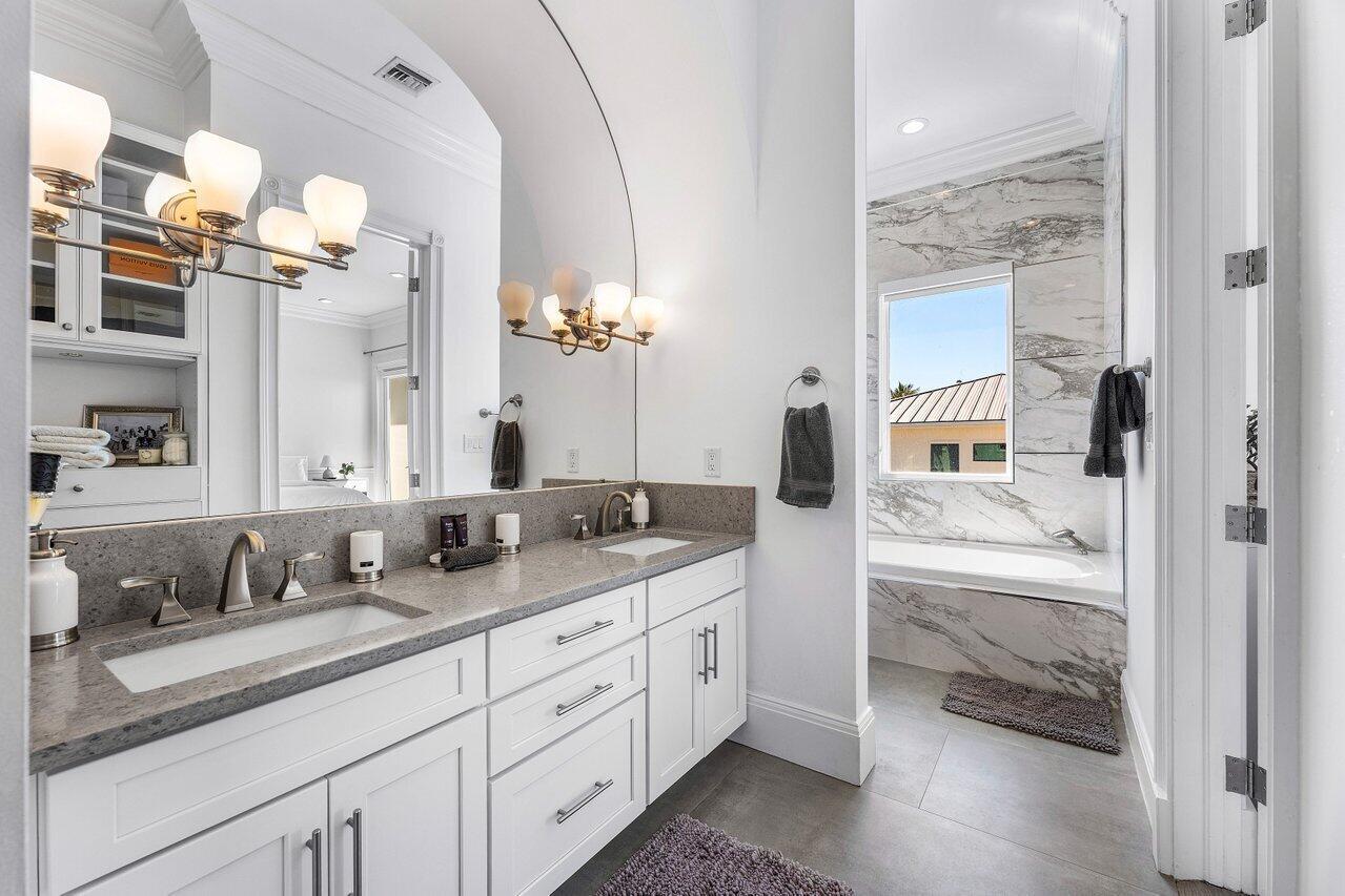 6080 Old Ocean Boulevard