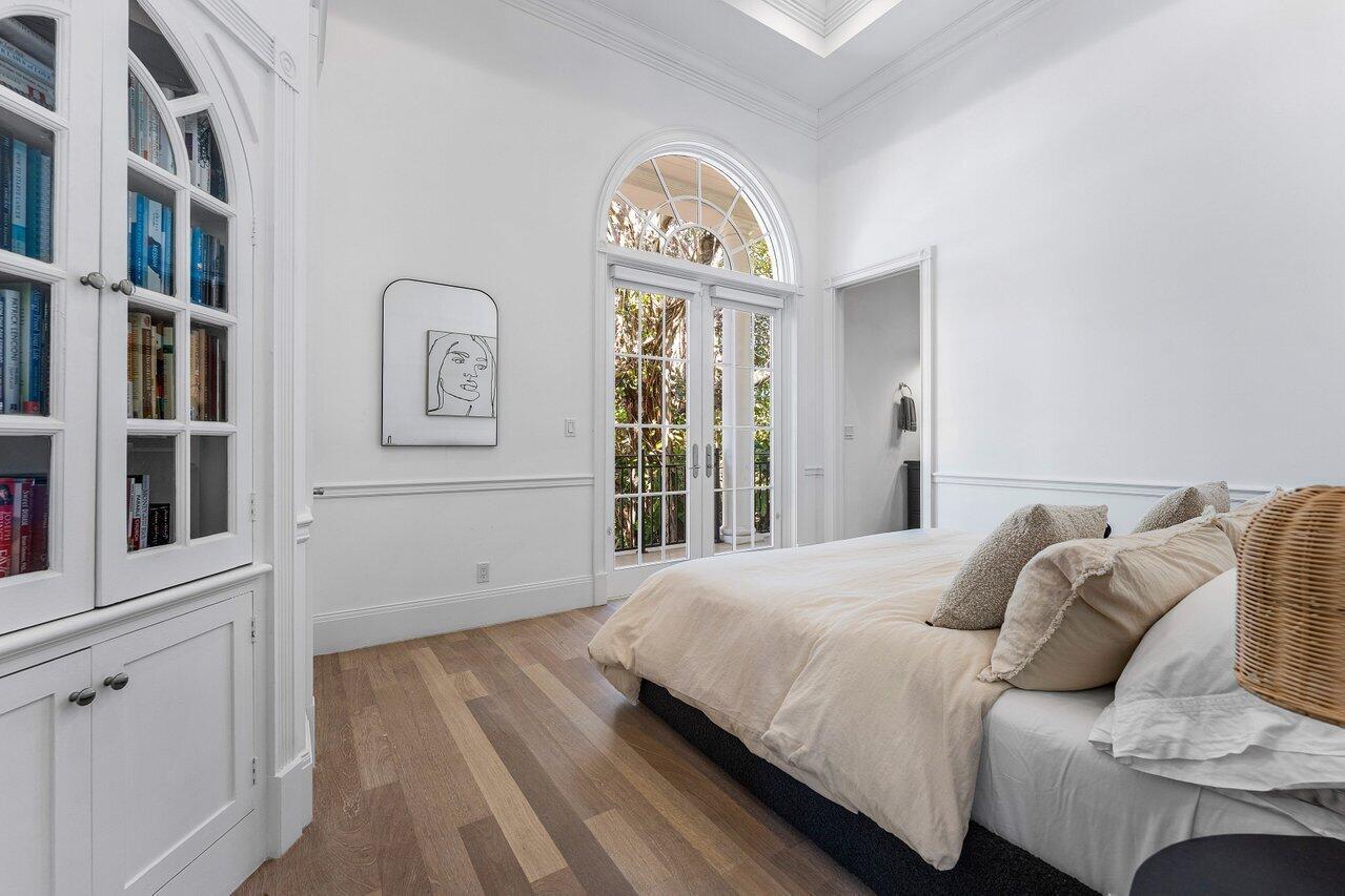 6080 Old Ocean Boulevard