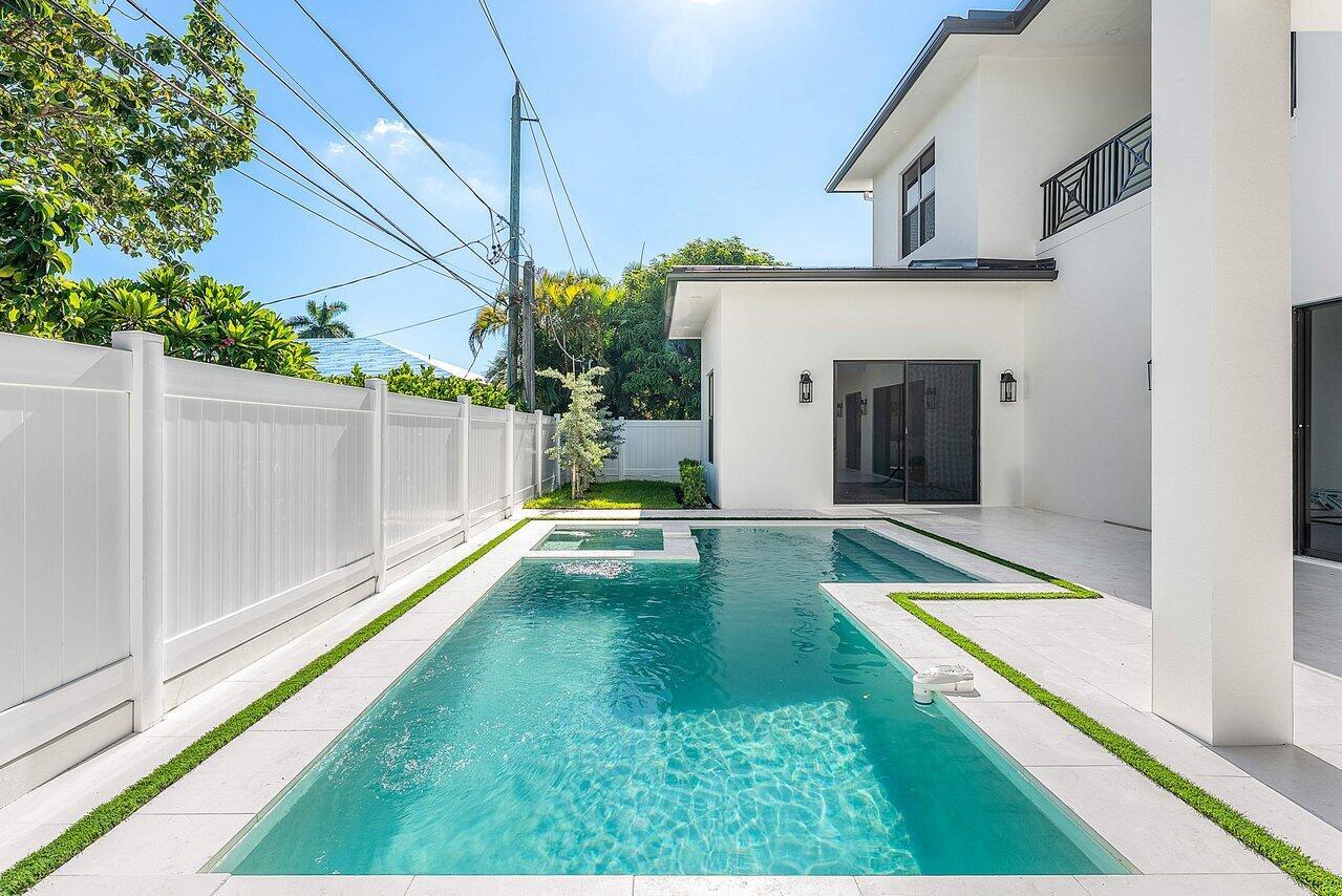 109 Arlington Place