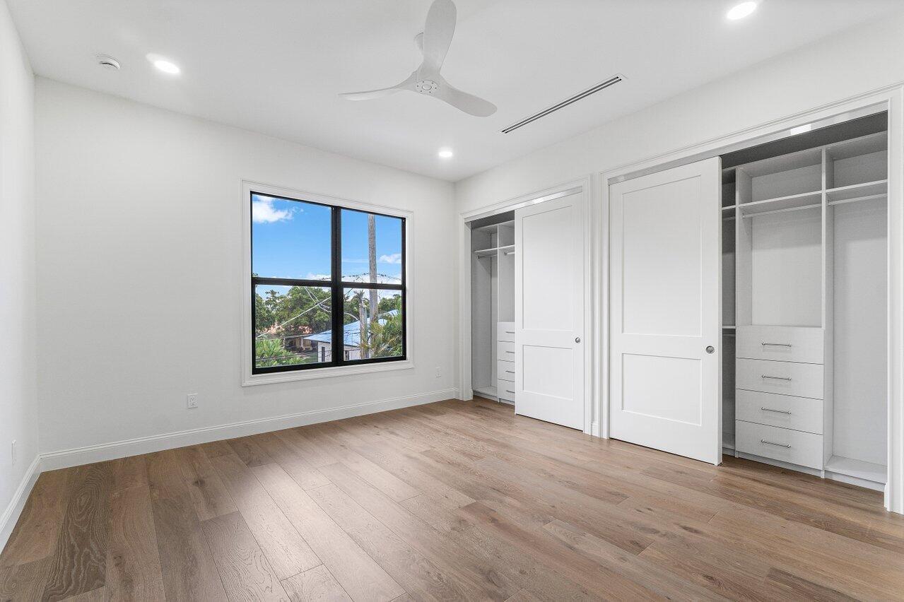 109 Arlington Place