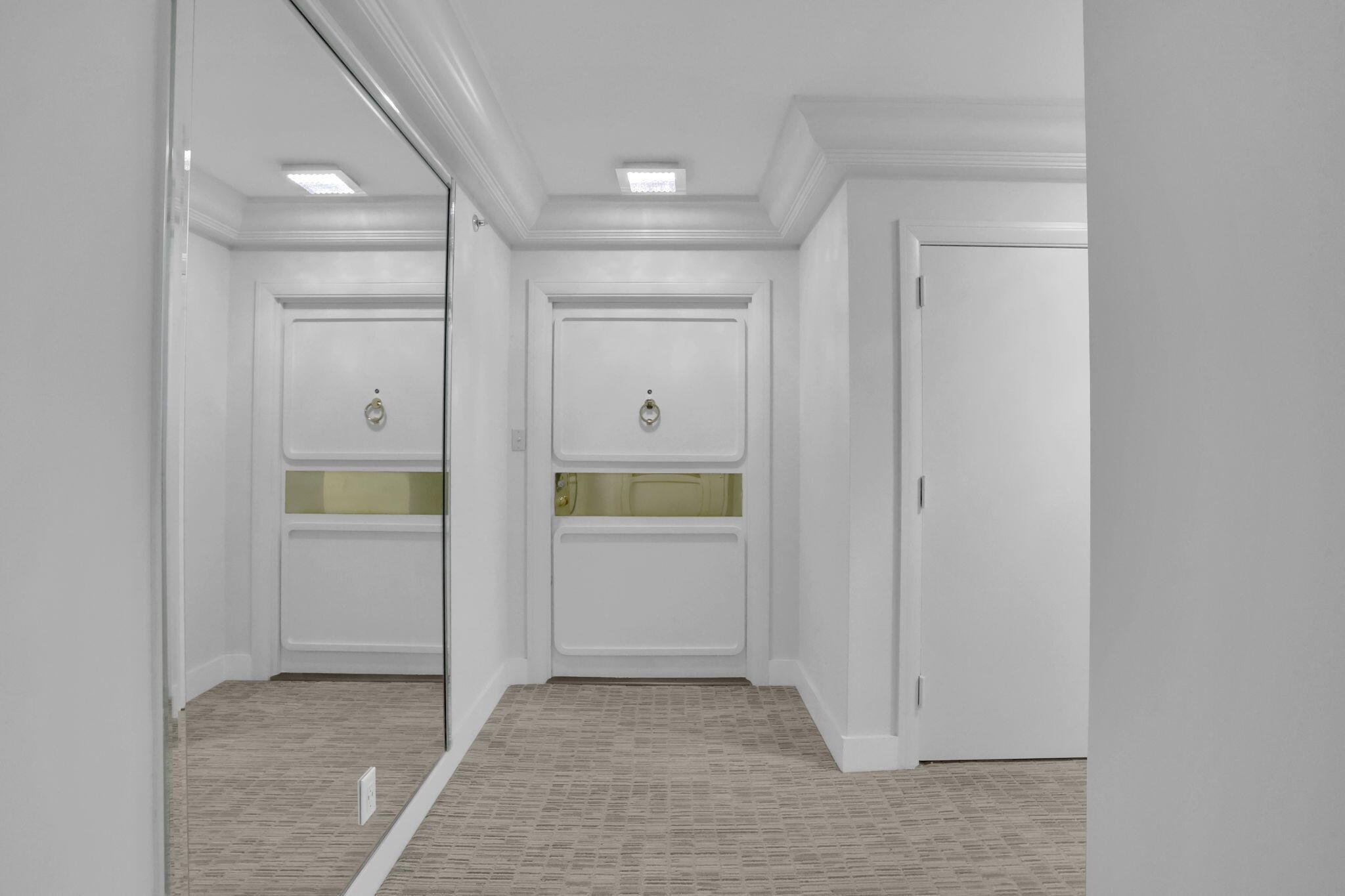 2427 Presidential Way 701