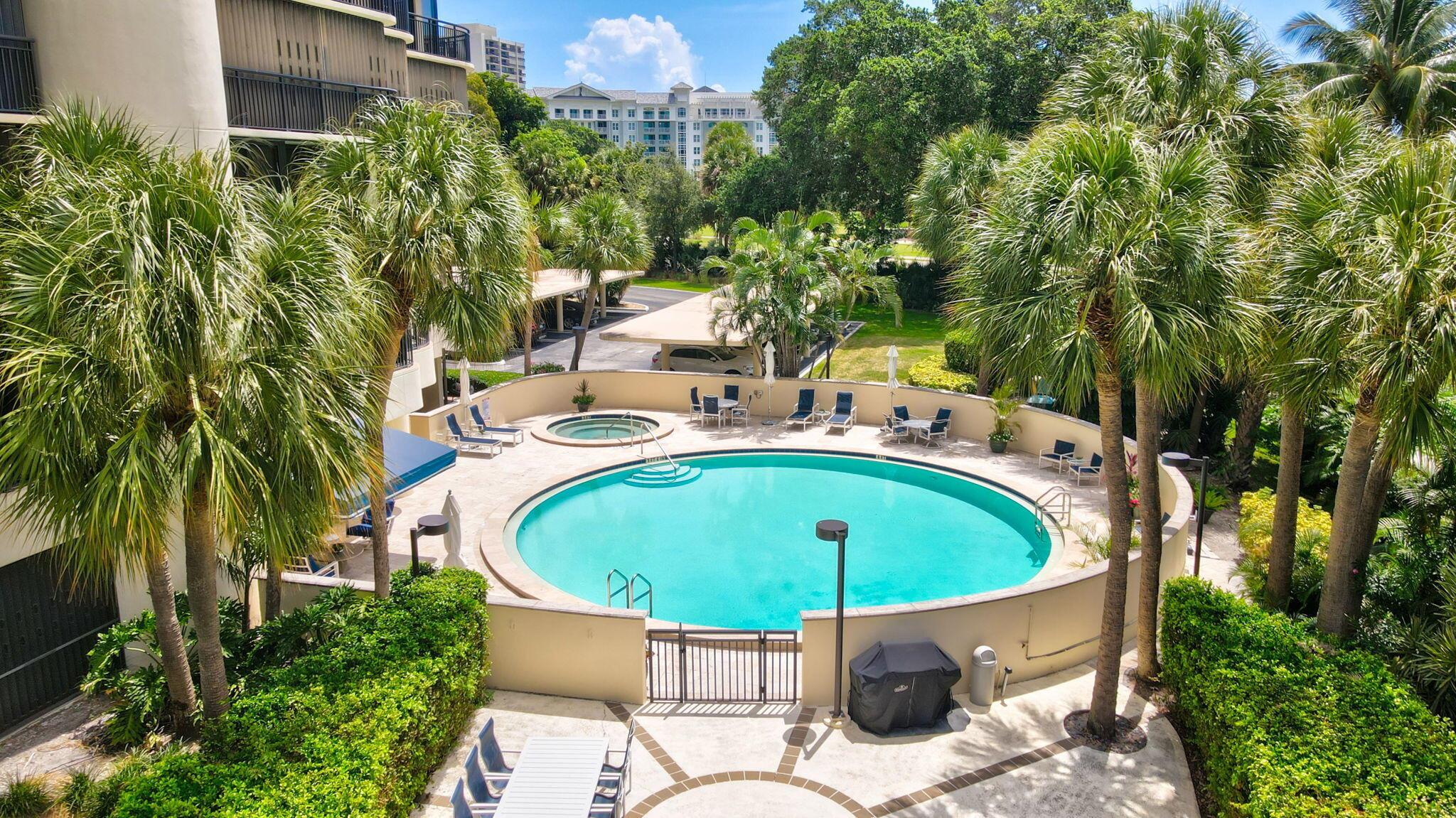 2427 Presidential Way 701