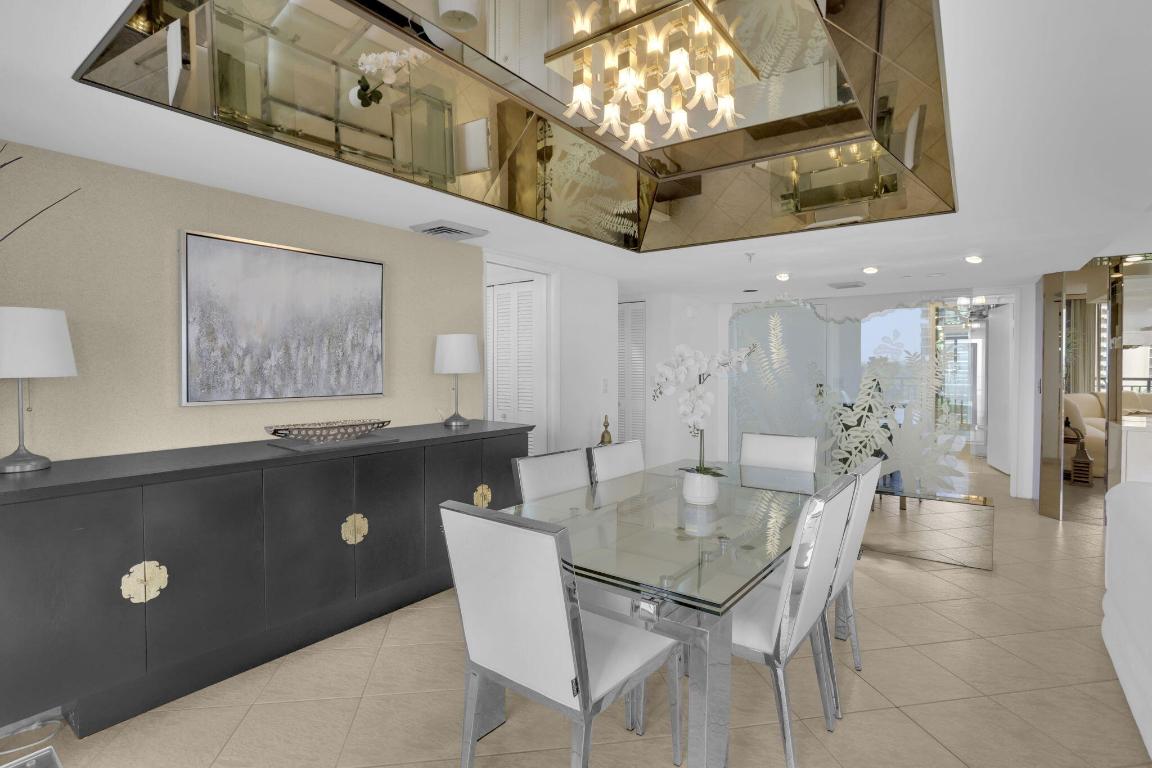 2427 Presidential Way 701