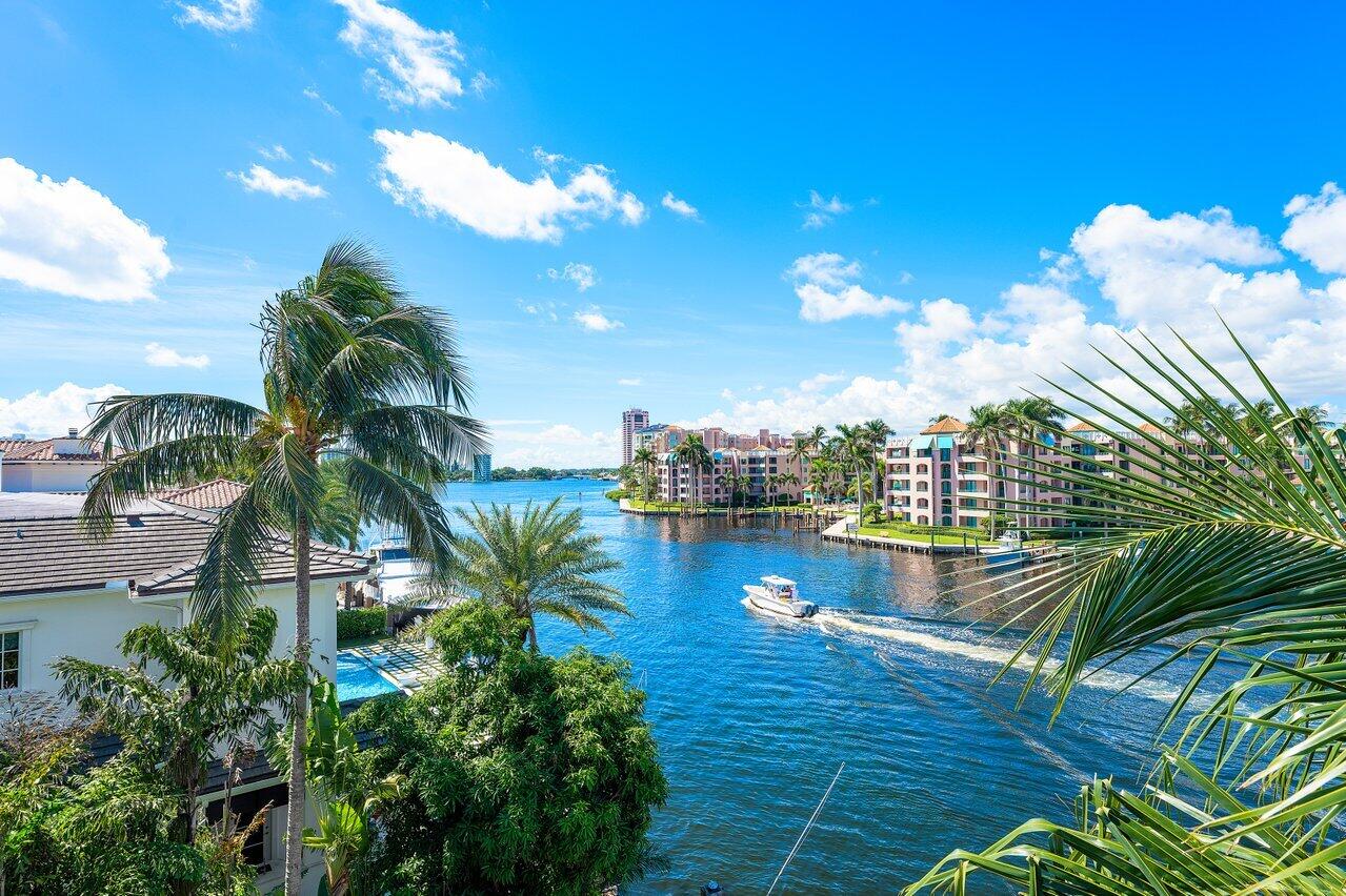 155 SE Spanish Trail