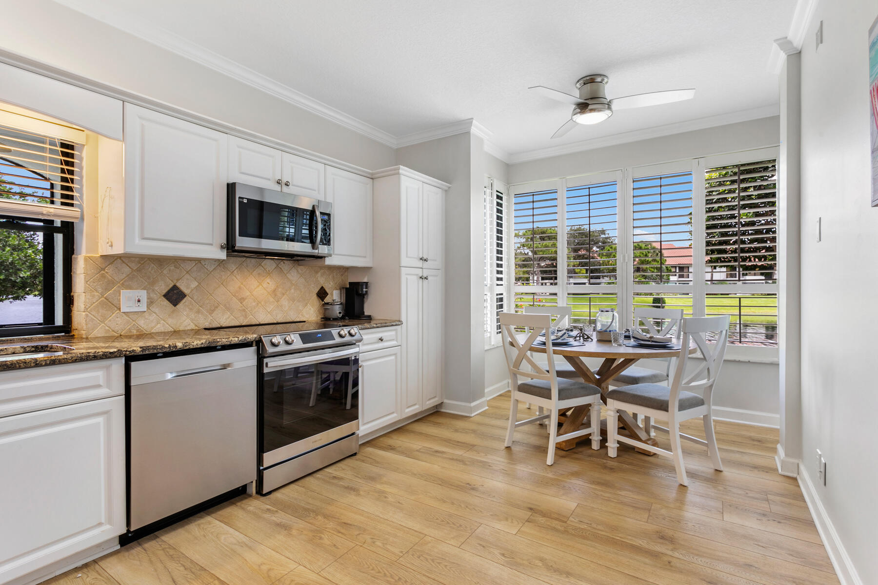 16100 W Bay Drive 147