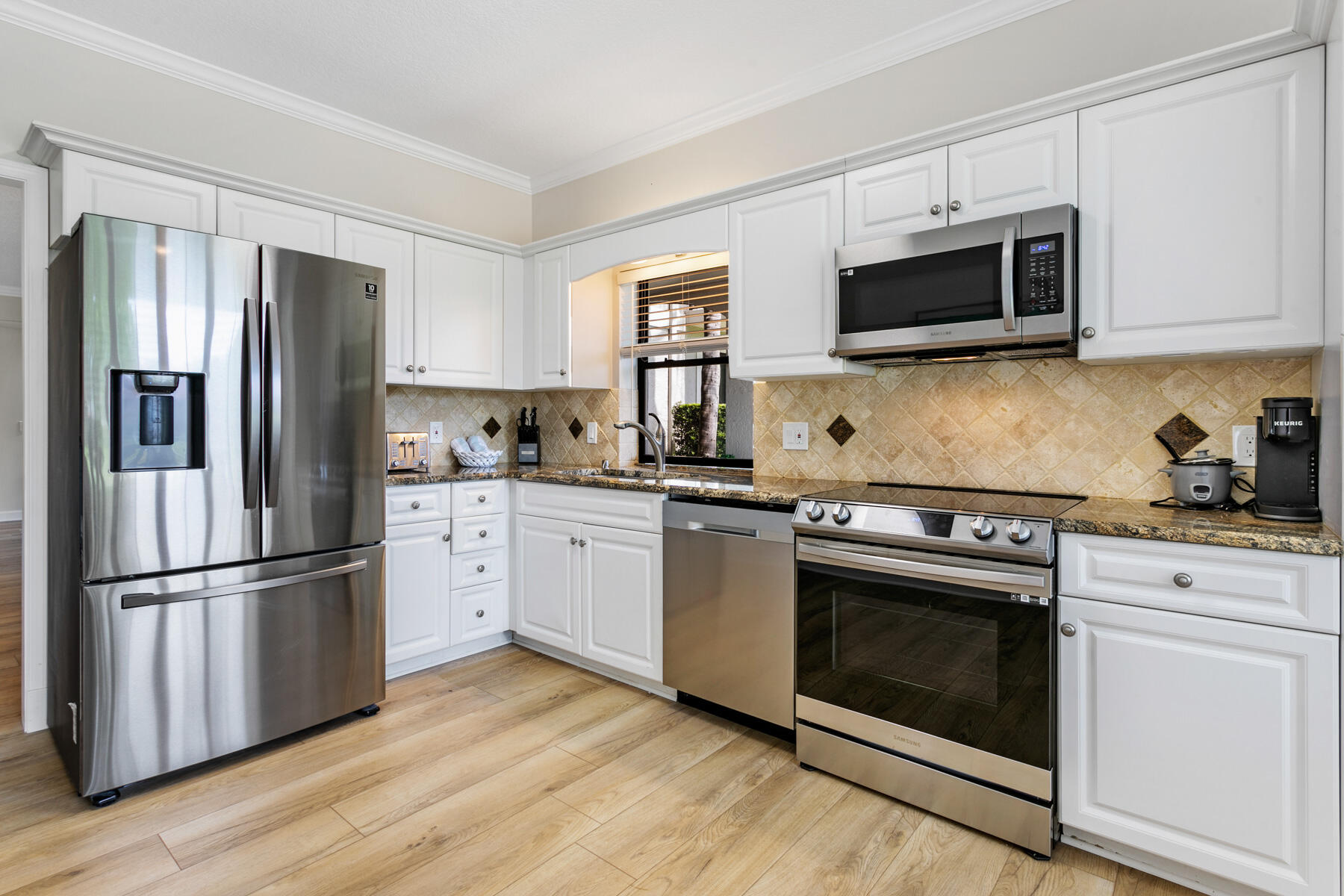 16100 W Bay Drive 147